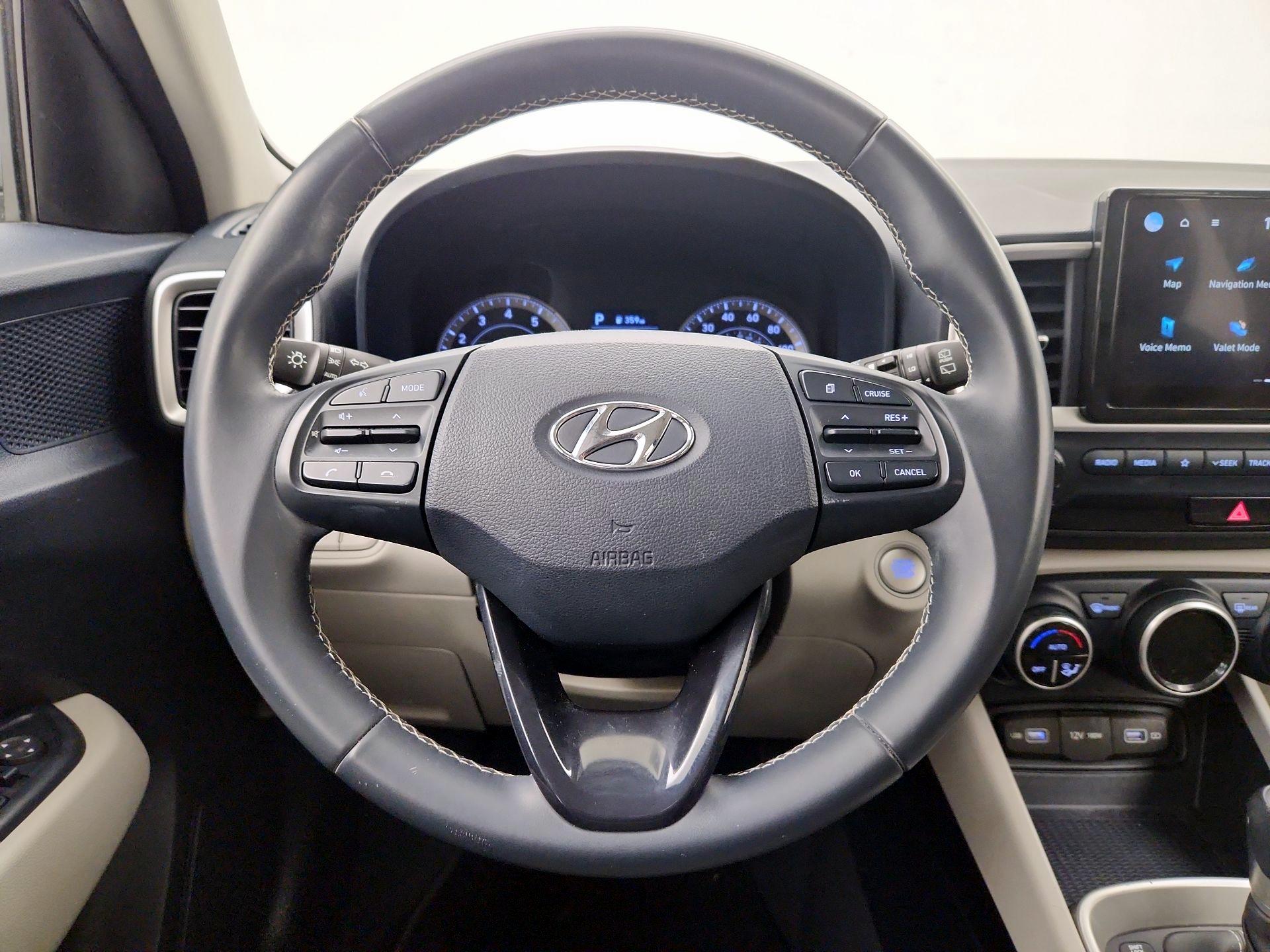 Thumbnail: 2022 Hyundai Venue - 10