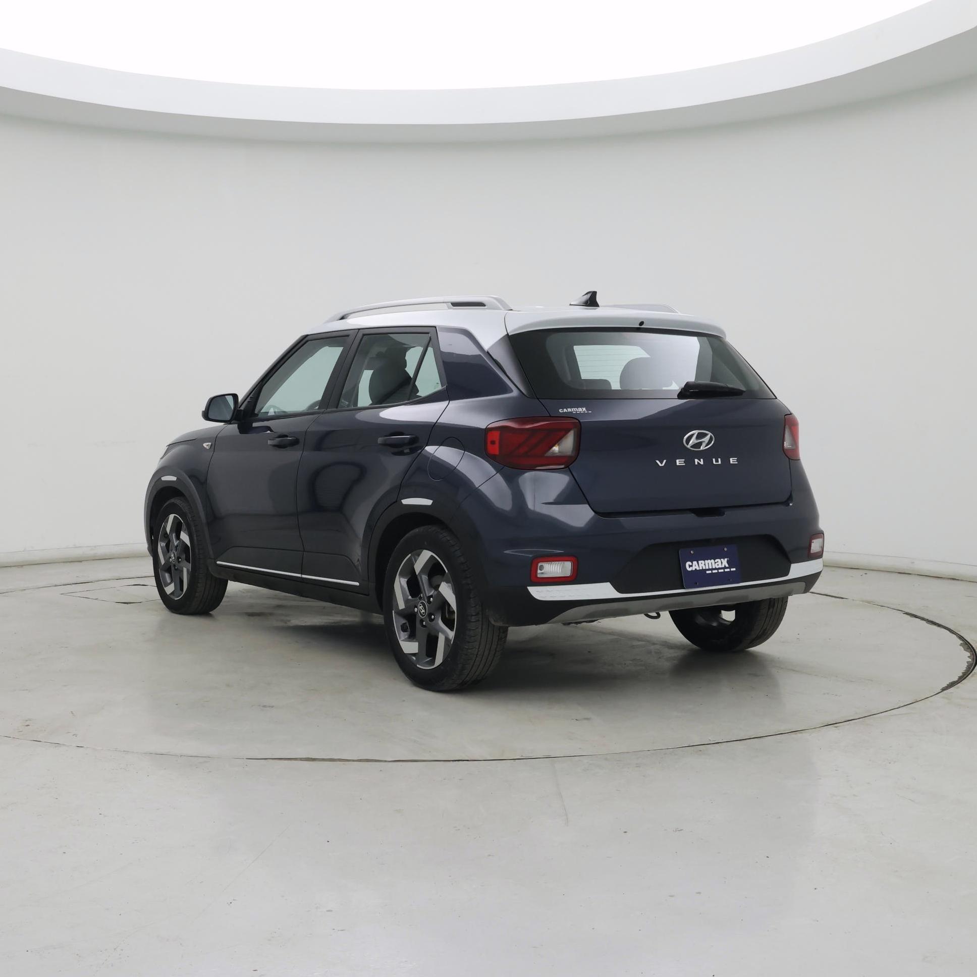 Thumbnail: 2022 Hyundai Venue - 2