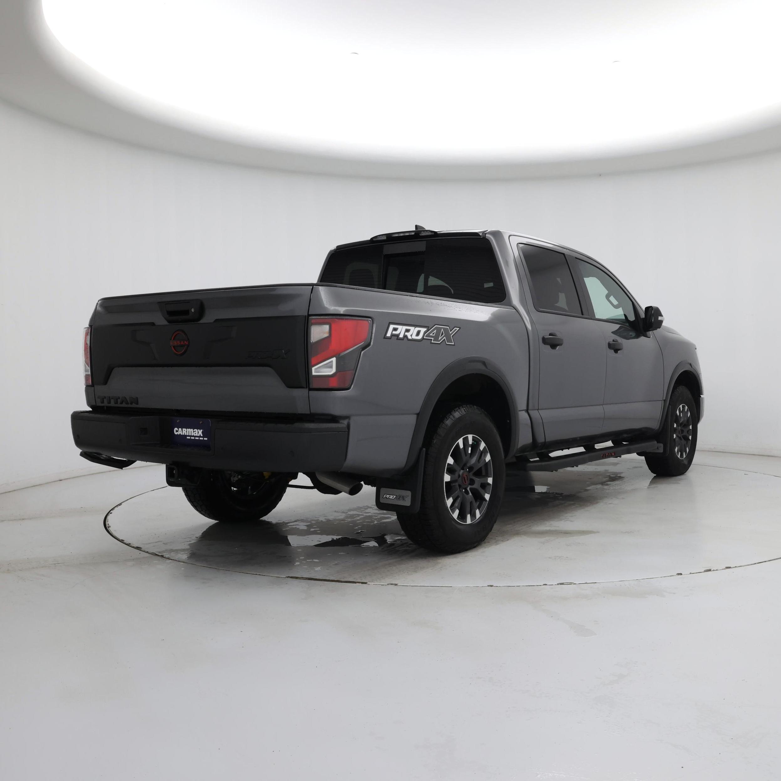 Thumbnail: 2023 Nissan Titan - 8