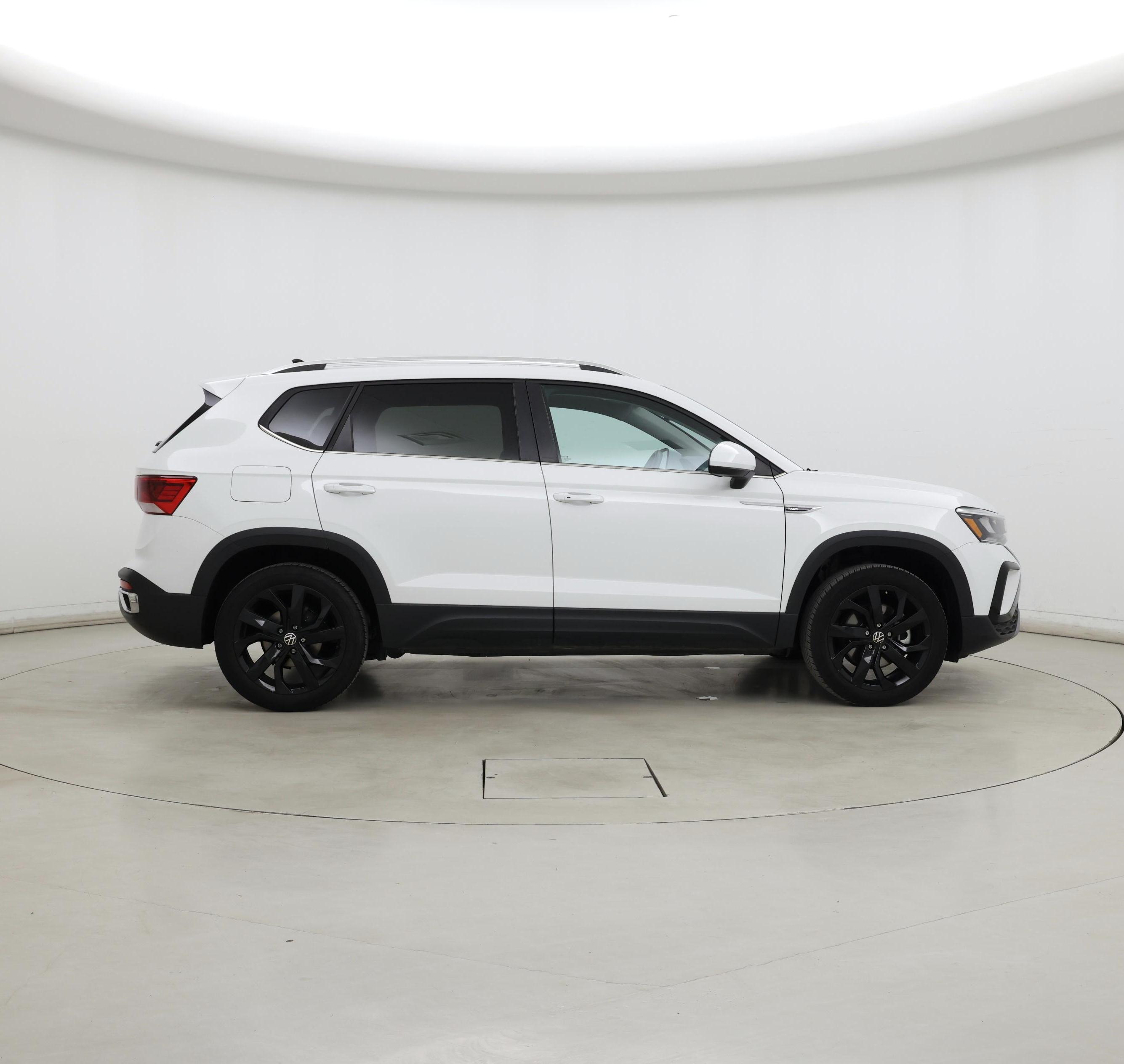 Thumbnail: 2024 Volkswagen Taos - 7