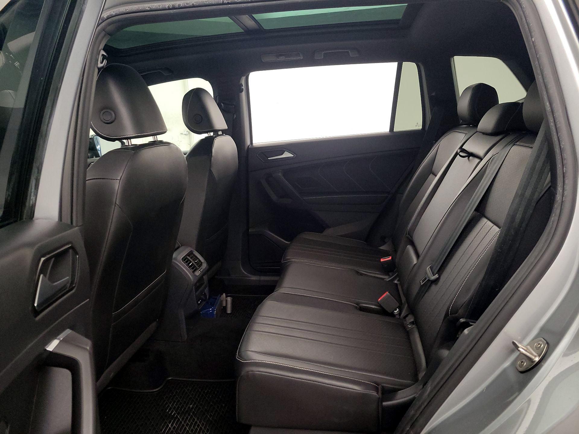 Thumbnail: 2022 Volkswagen Tiguan - 20