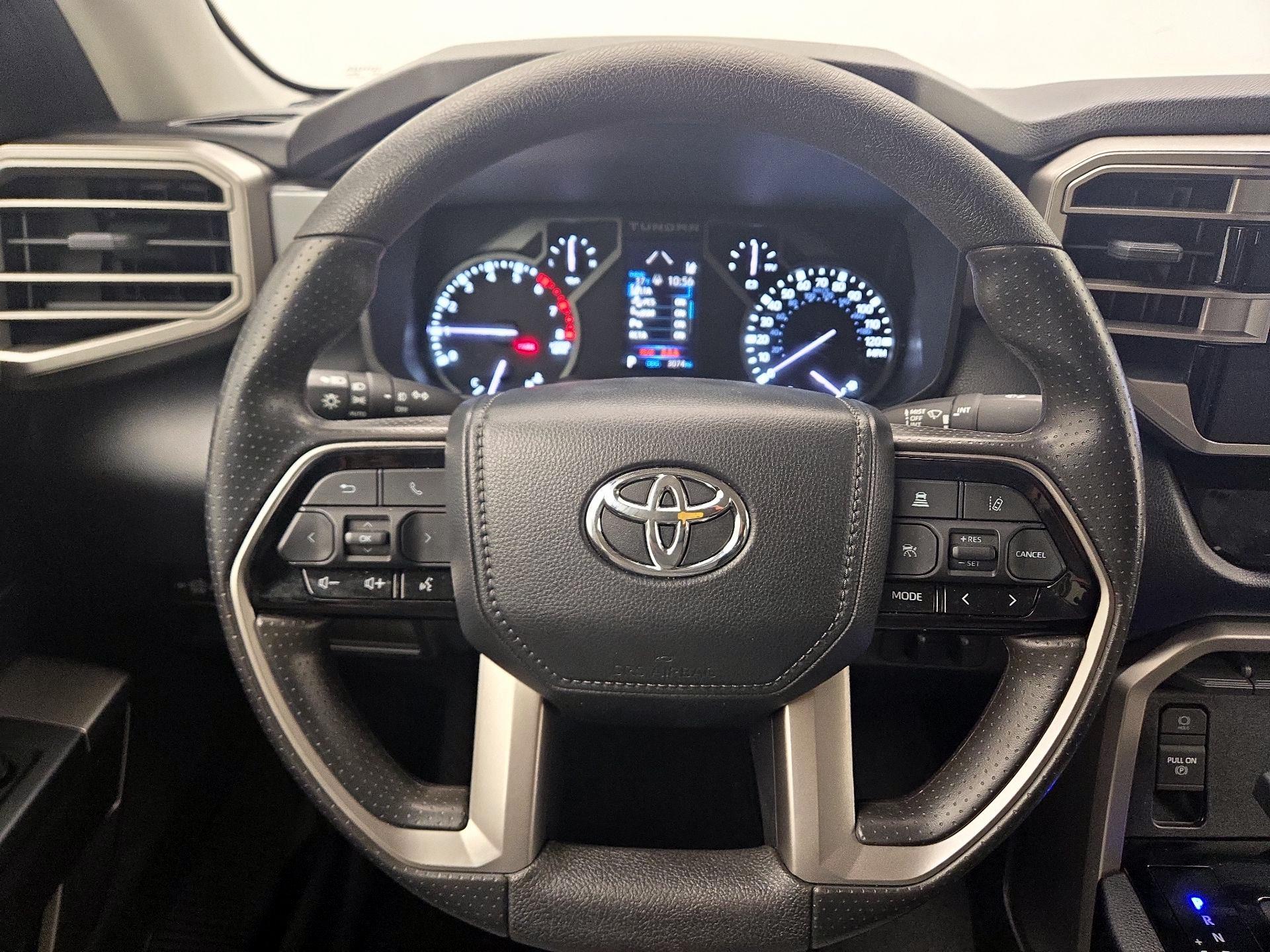 Thumbnail: 2024 Toyota Tundra - 10