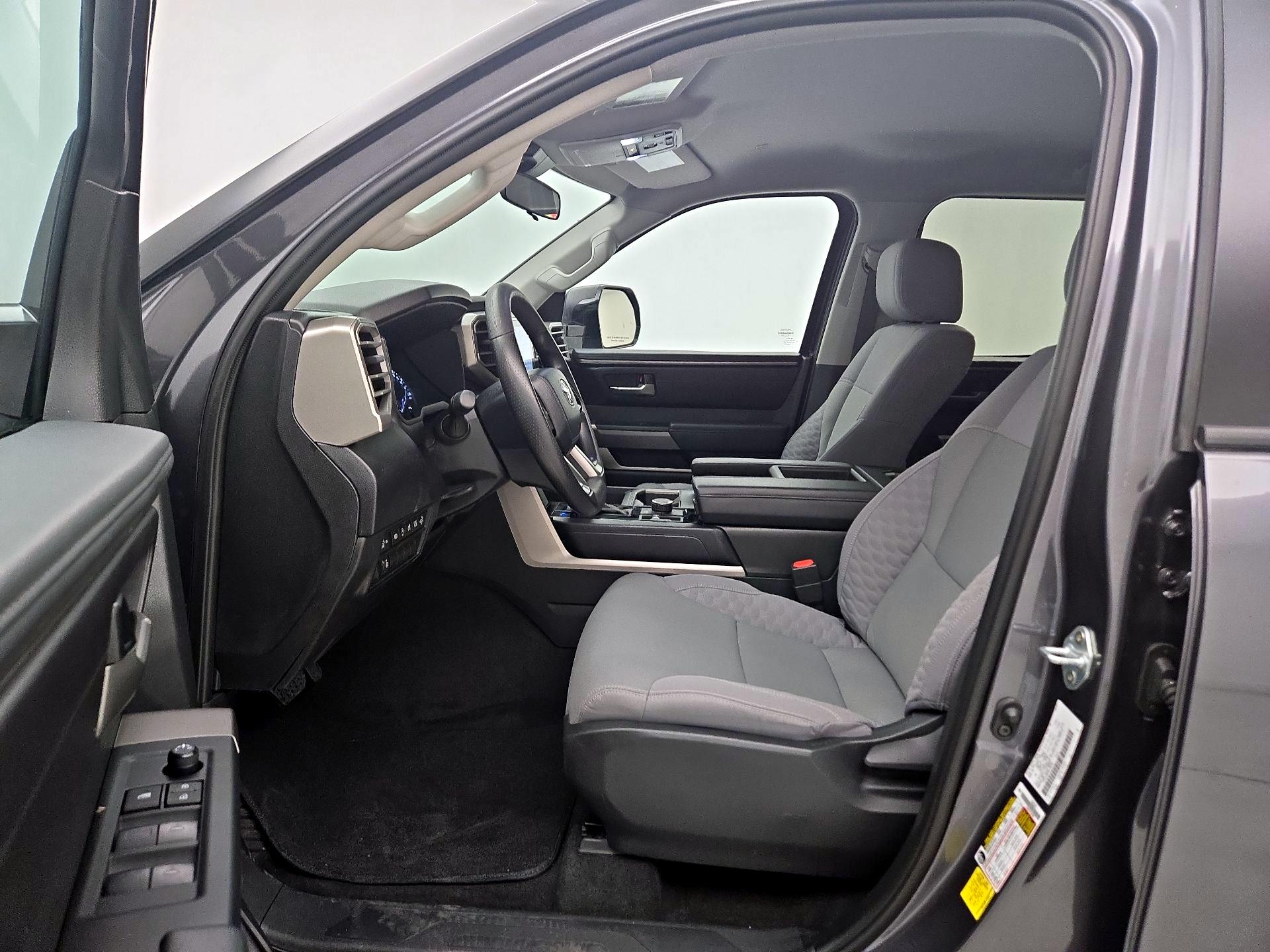 Thumbnail: 2024 Toyota Tundra - 11