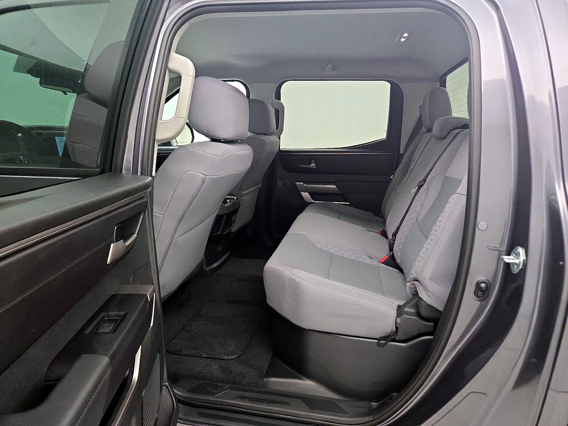 Thumbnail: 2024 Toyota Tundra - 19