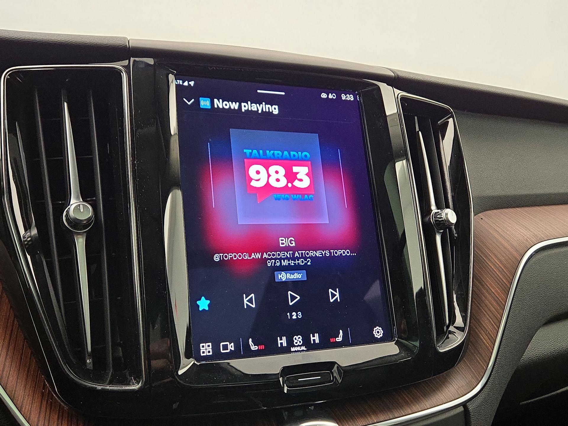 Thumbnail: 2023 Volvo XC60 - 15