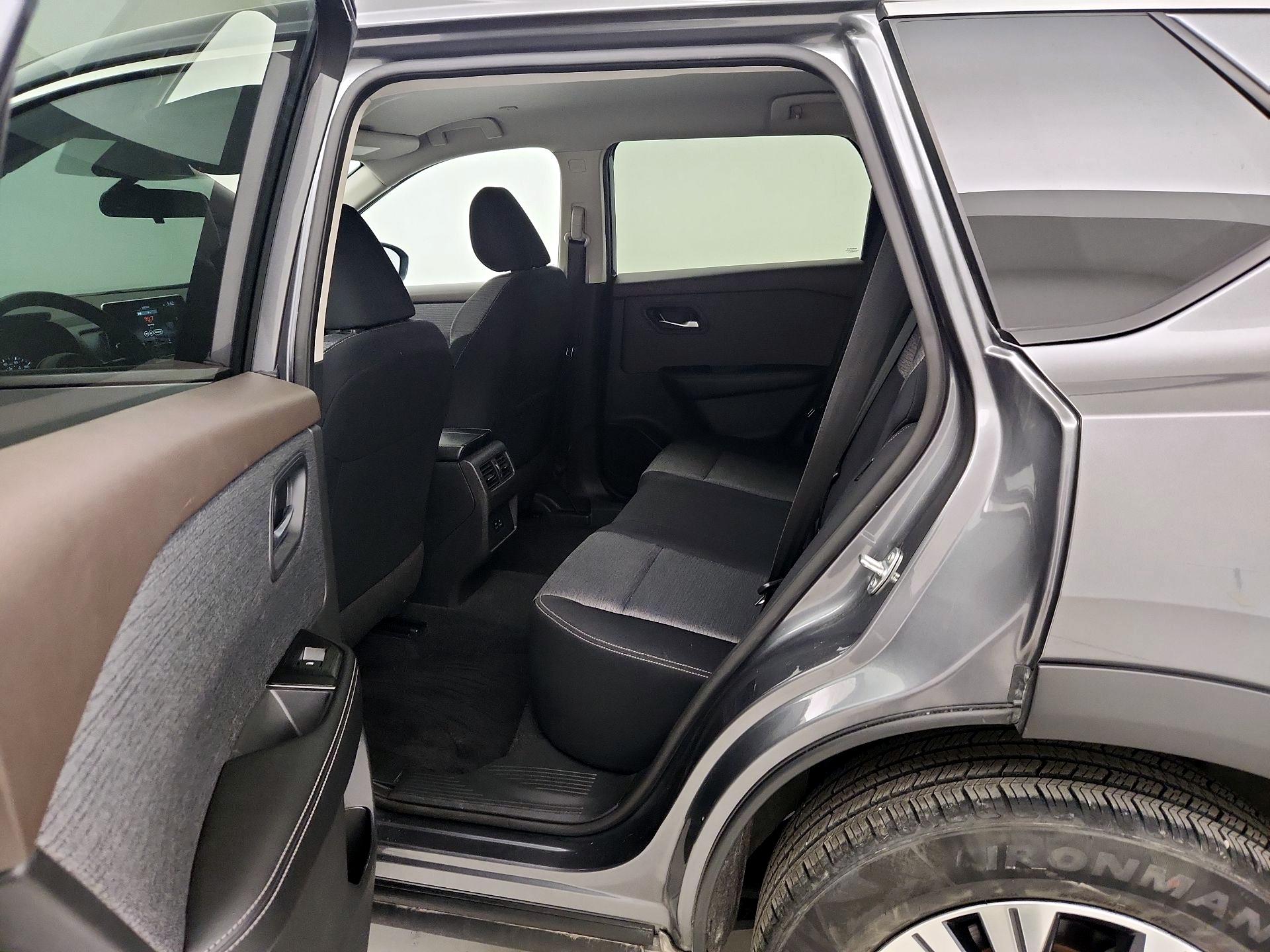 Thumbnail: 2023 Nissan Rogue - 19