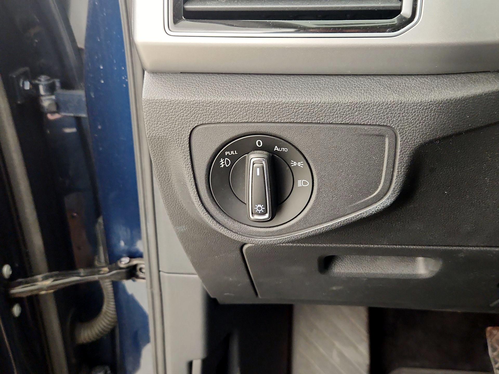 Thumbnail: 2018 Volkswagen Atlas - 13