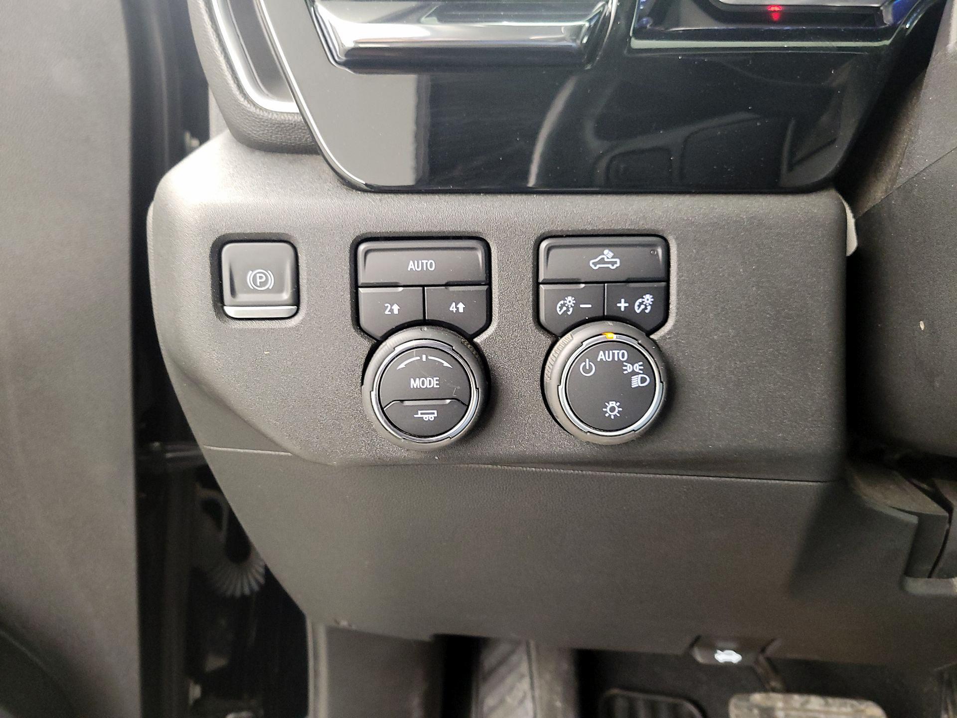 Thumbnail: 2023 Chevrolet Silverado 1500 - 13