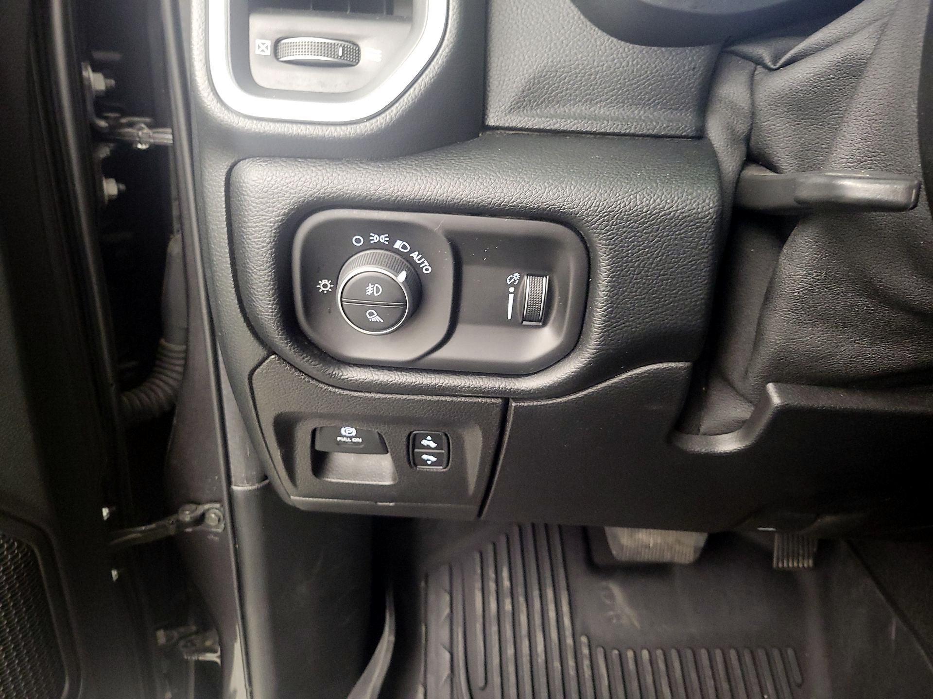 Thumbnail: 2020 RAM 1500 - 13