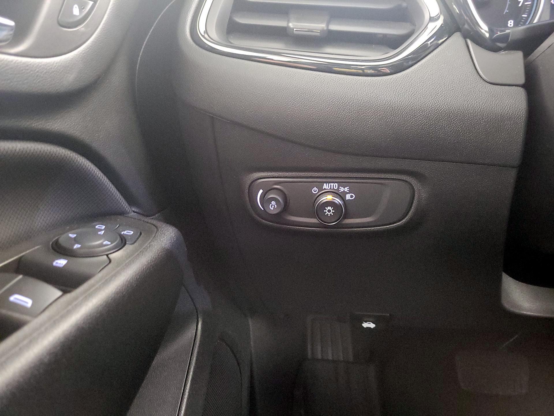 Thumbnail: 2023 Chevrolet Equinox - 13