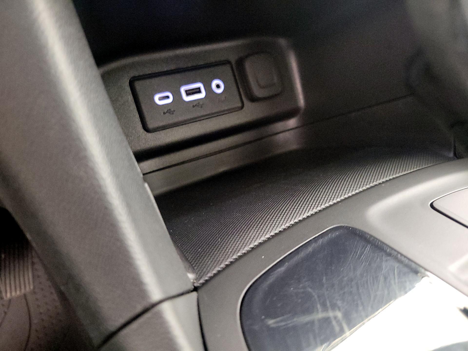 Thumbnail: 2023 Chevrolet Equinox - 18