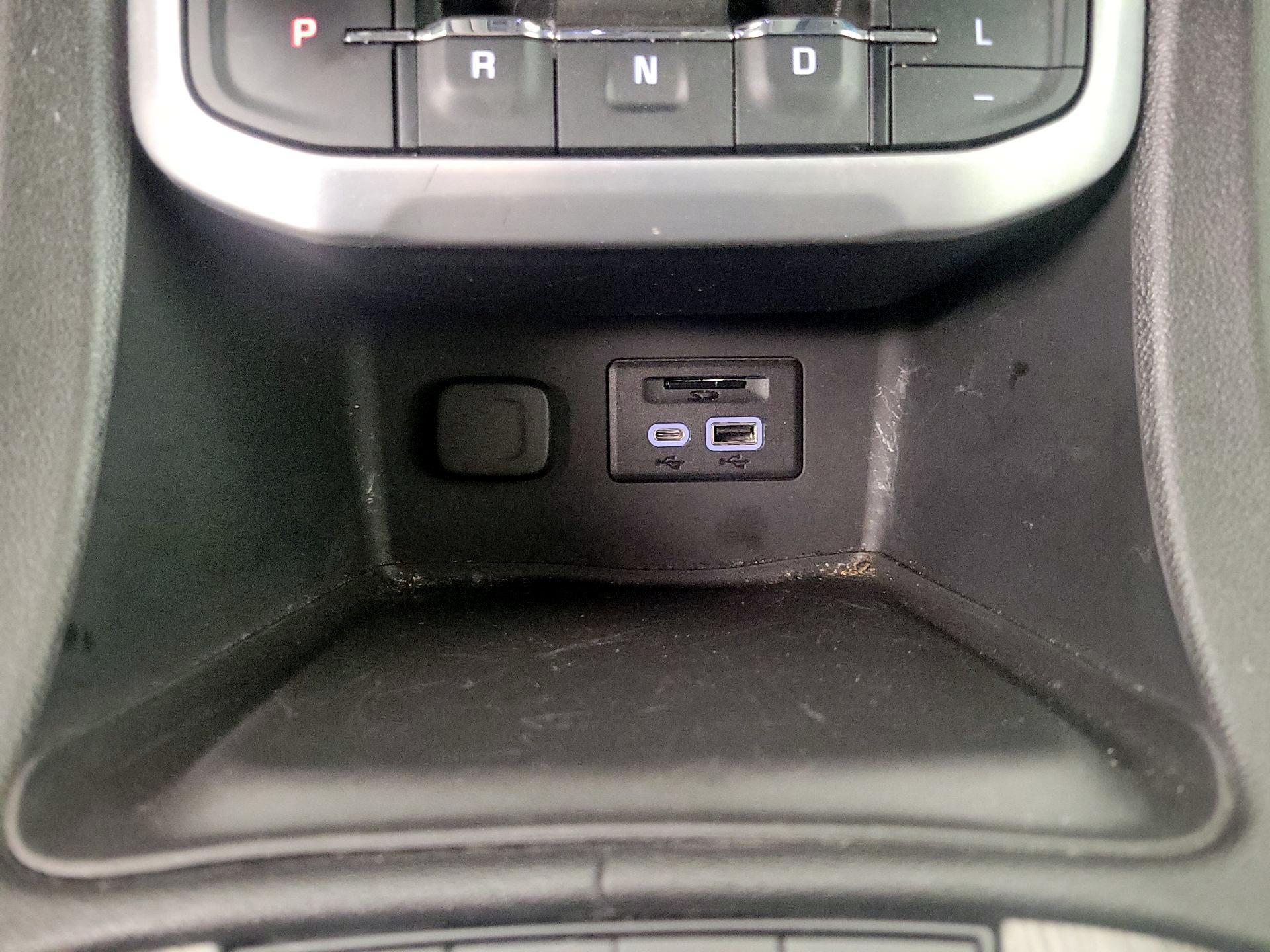 Thumbnail: 2023 GMC Acadia - 18