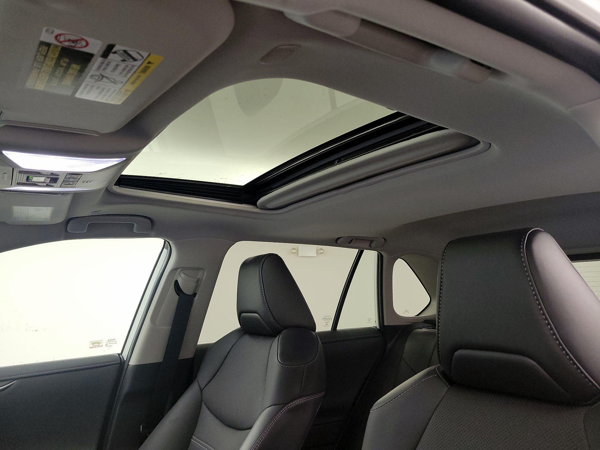 Thumbnail: 2023 Toyota RAV4 - 19