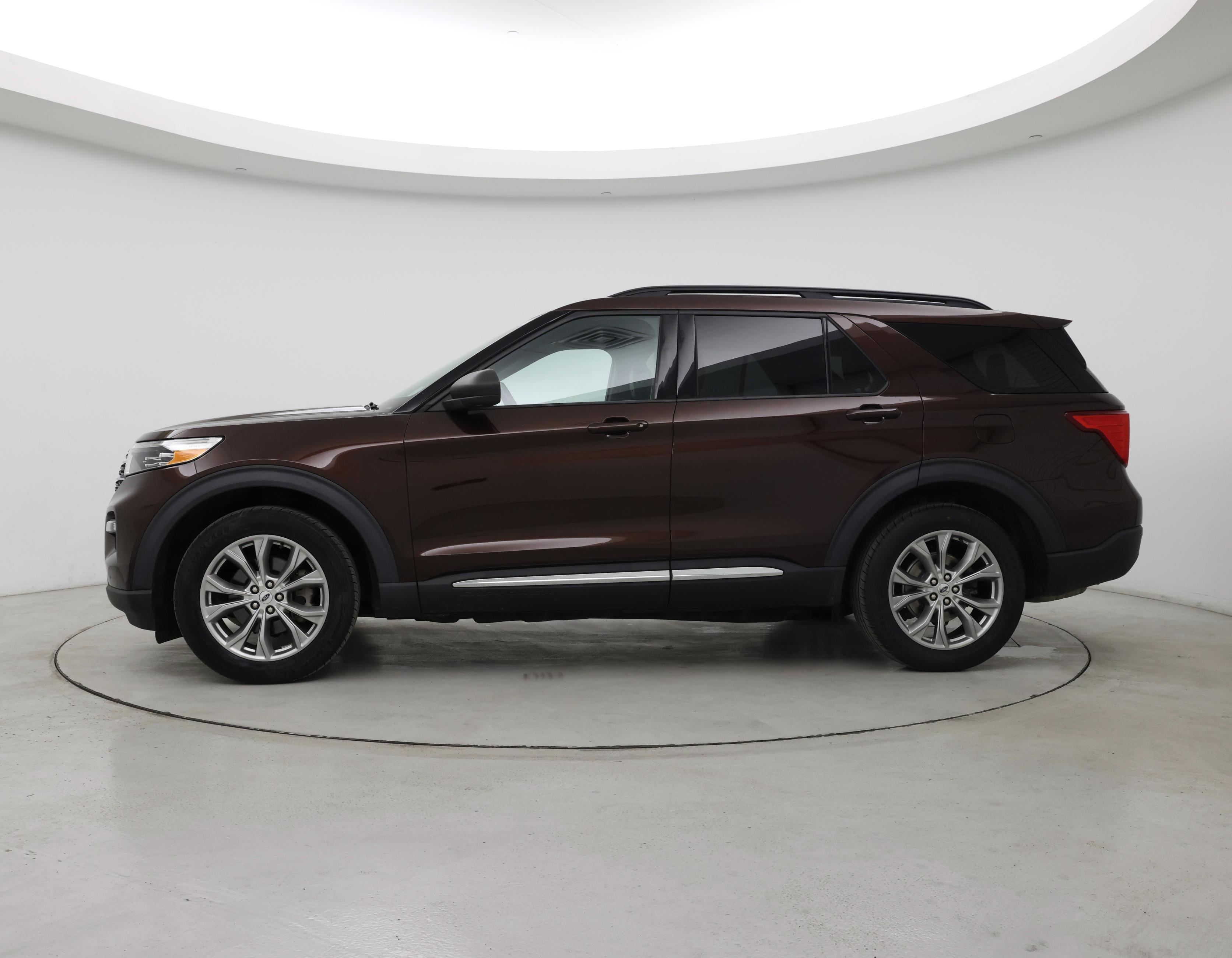 Thumbnail: 2020 Ford Explorer - 3