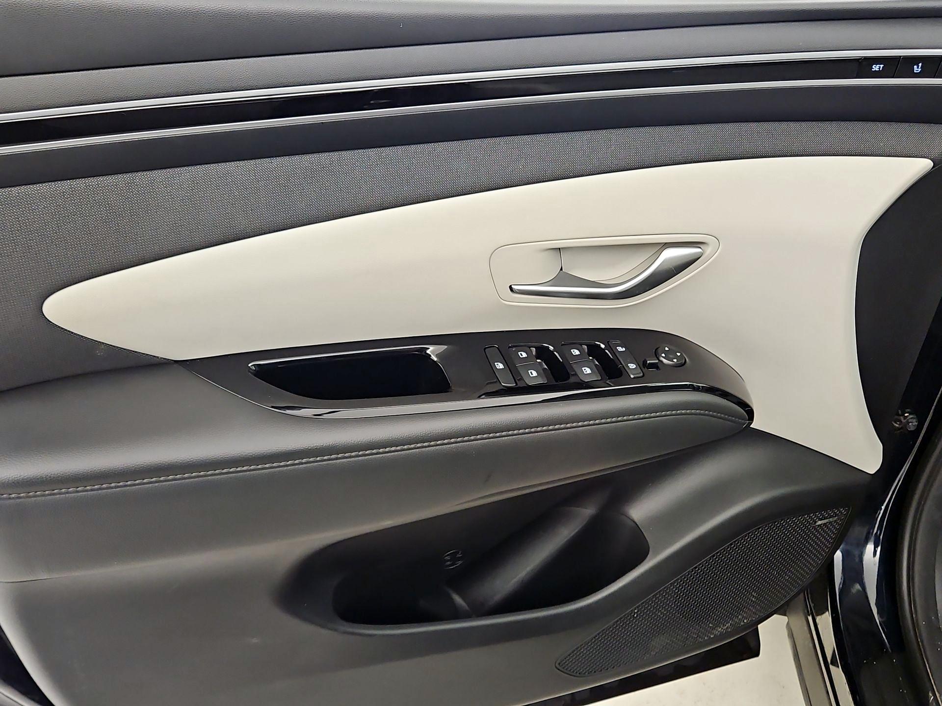 Thumbnail: 2023 Hyundai Tucson - 12