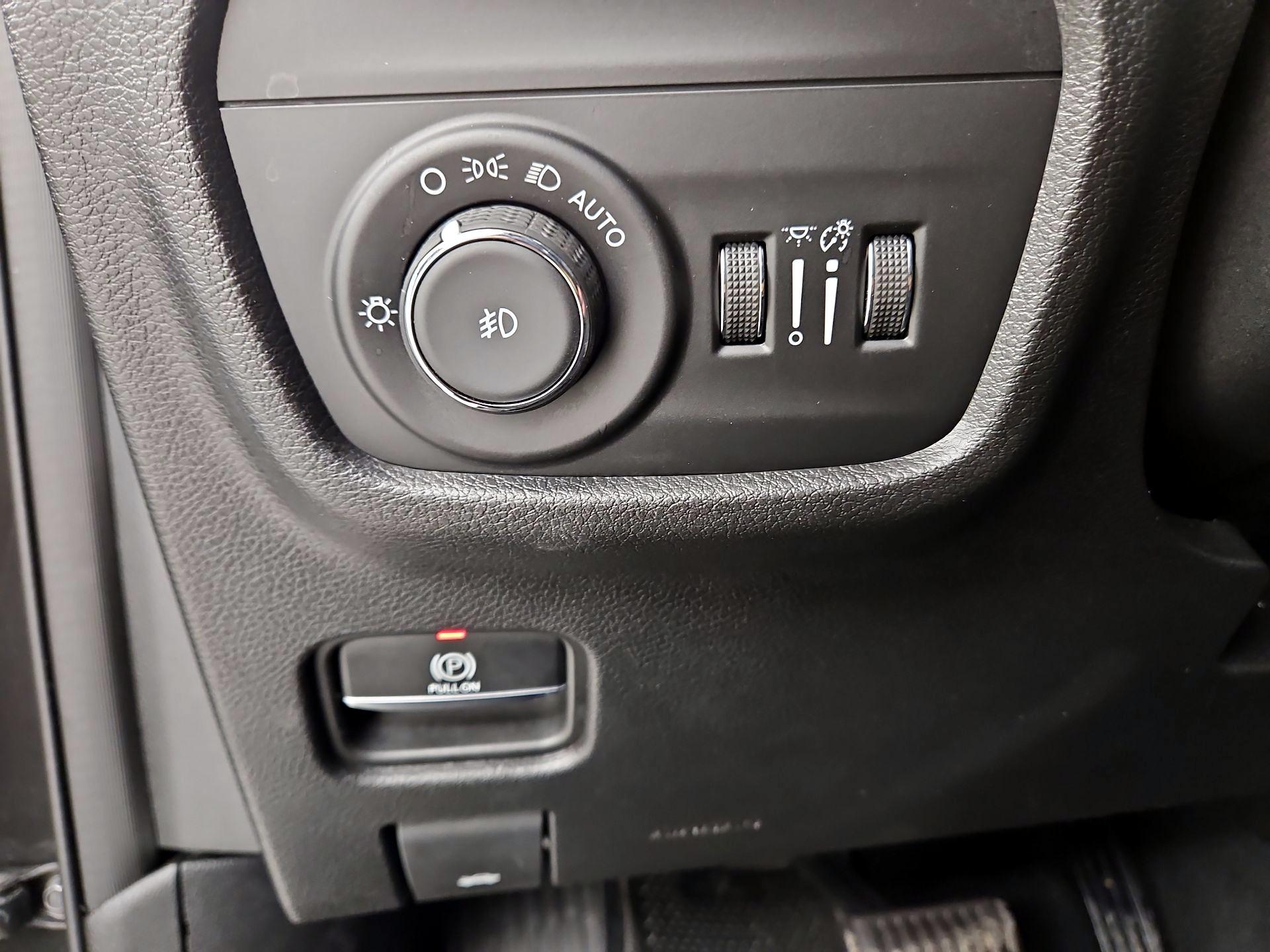 Thumbnail: 2023 Jeep Grand Cherokee - 13