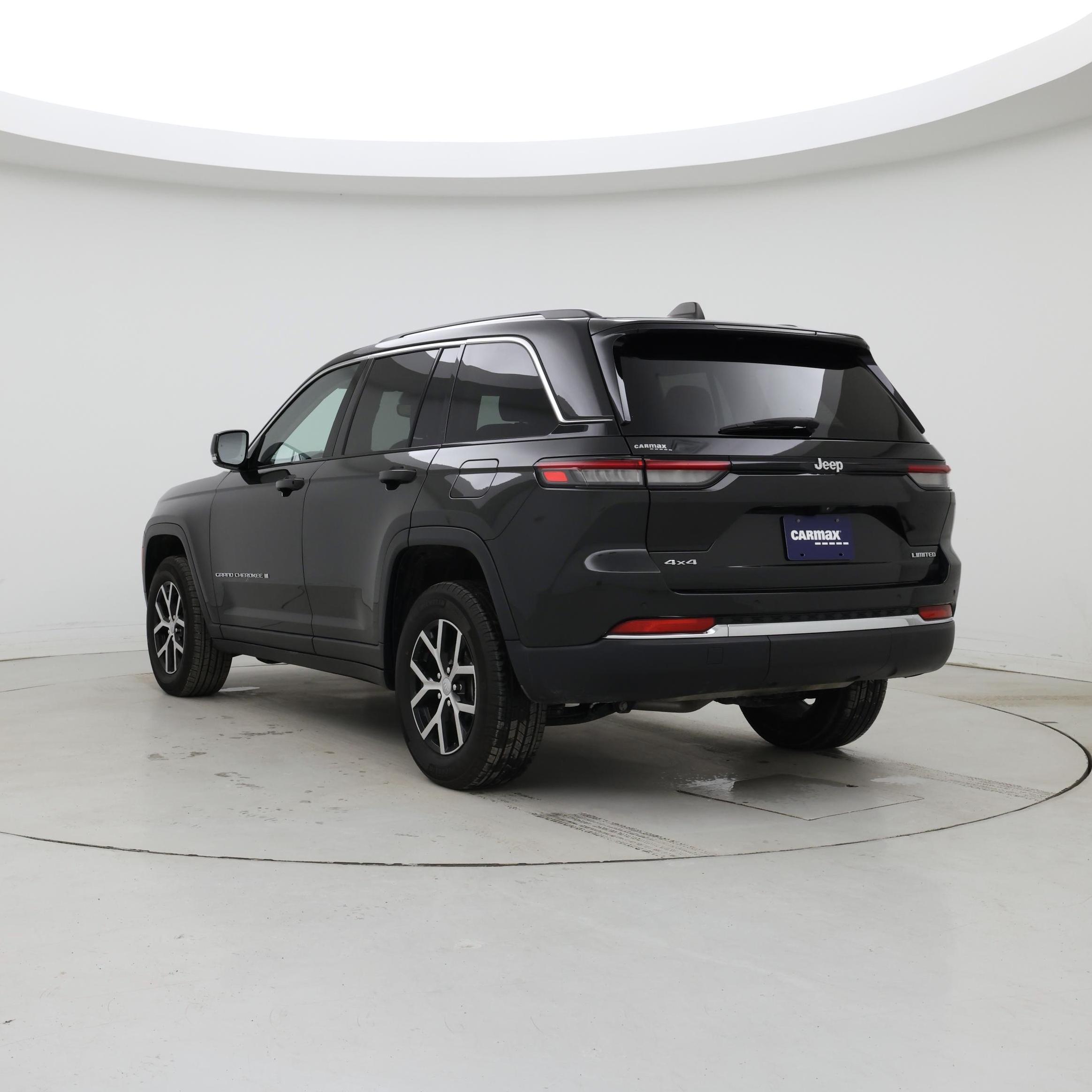 Thumbnail: 2023 Jeep Grand Cherokee - 2