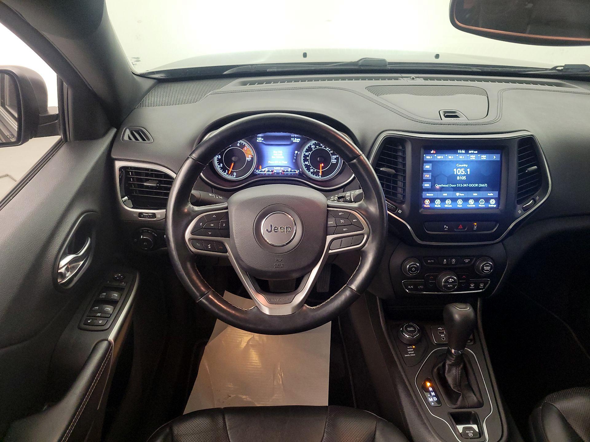 Thumbnail: 2021 Jeep Cherokee - 10