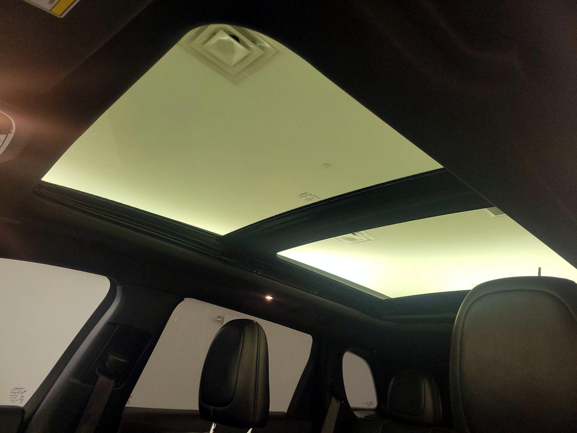 Thumbnail: 2021 Jeep Cherokee - 19