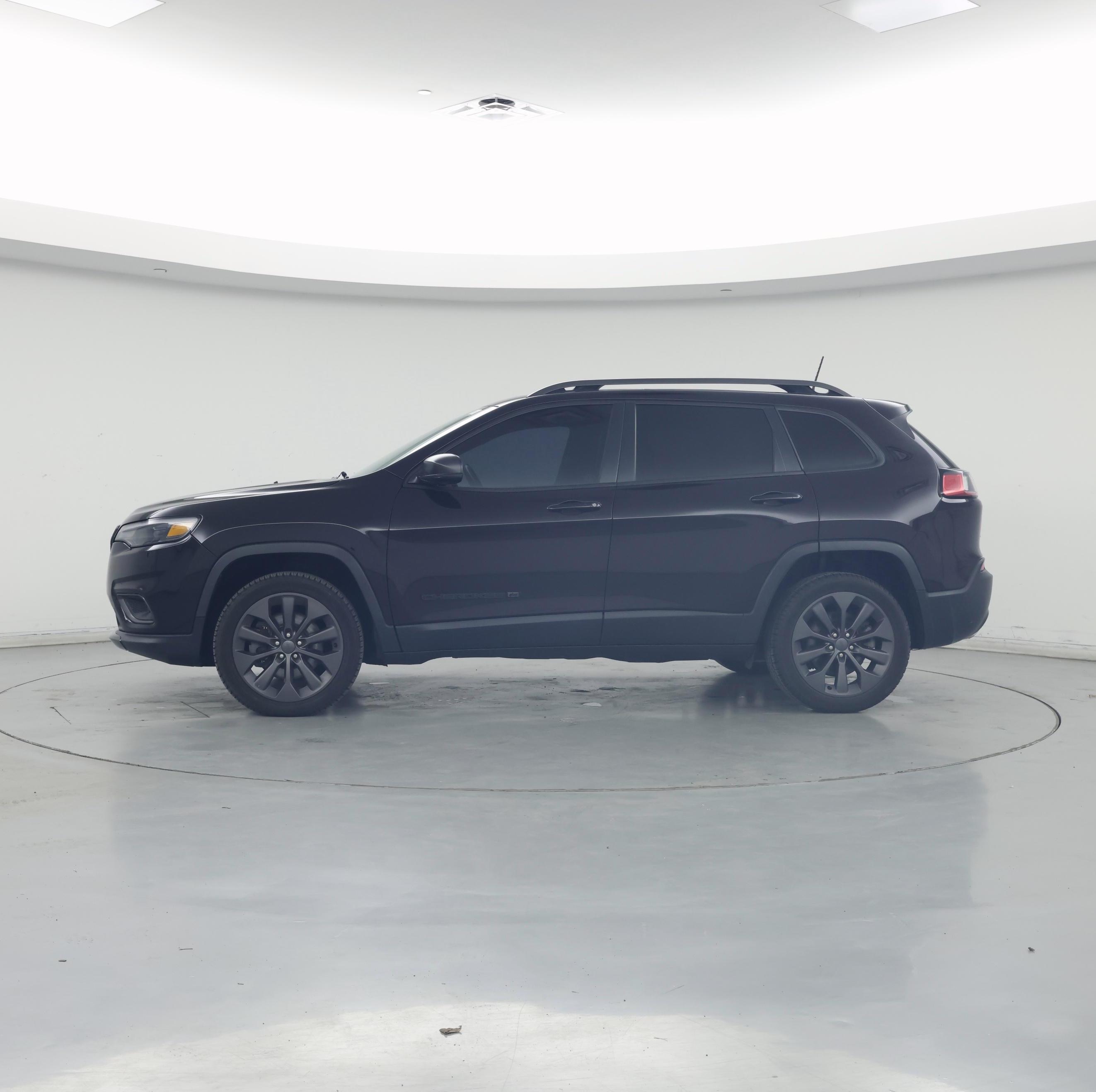 Thumbnail: 2021 Jeep Cherokee - 3