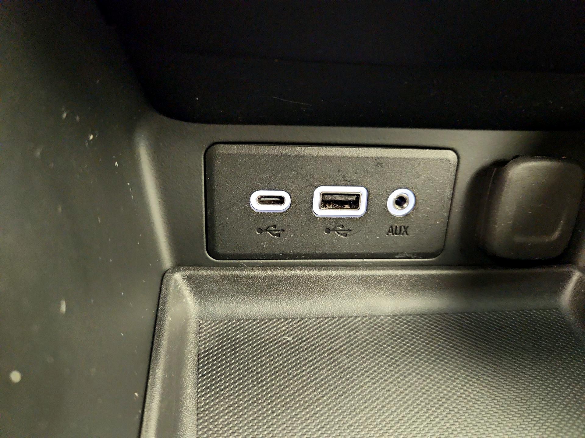 Thumbnail: 2022 GMC Terrain - 18