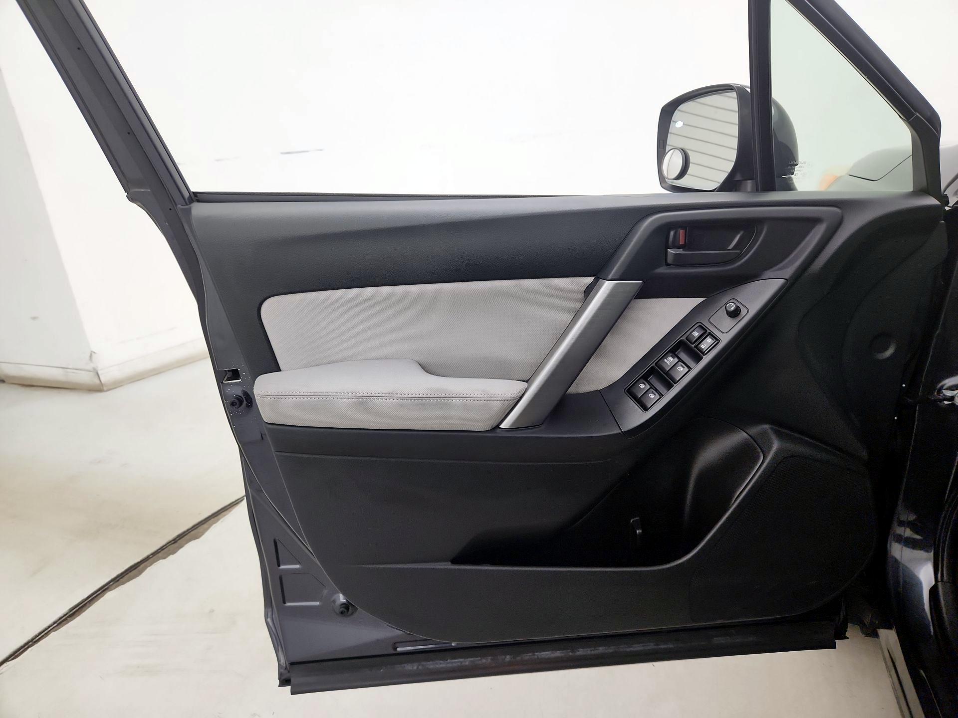 Thumbnail: 2014 Subaru Forester - 12