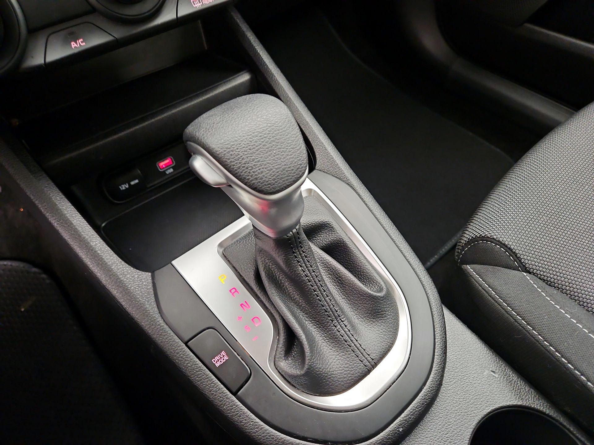 Thumbnail: 2023 Kia Forte - 17