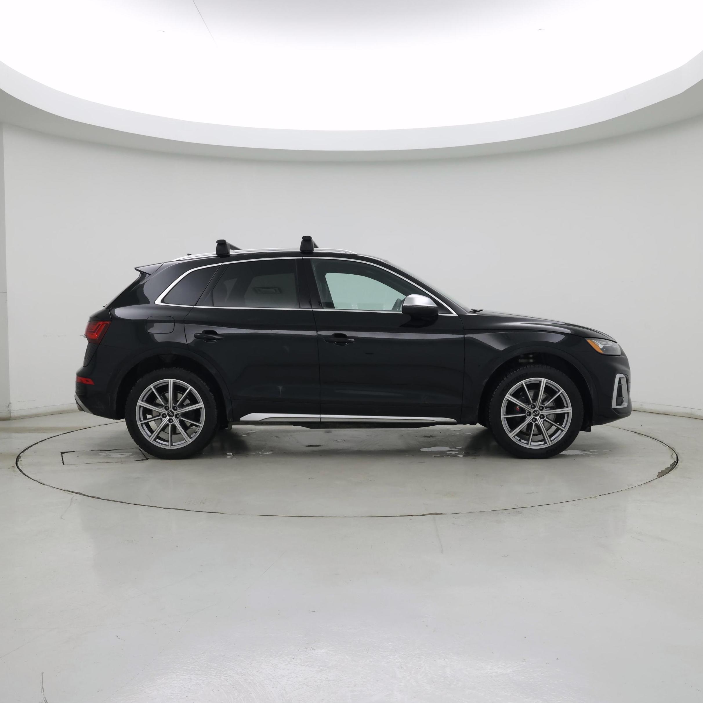 Thumbnail: 2022 Audi SQ5 - 7