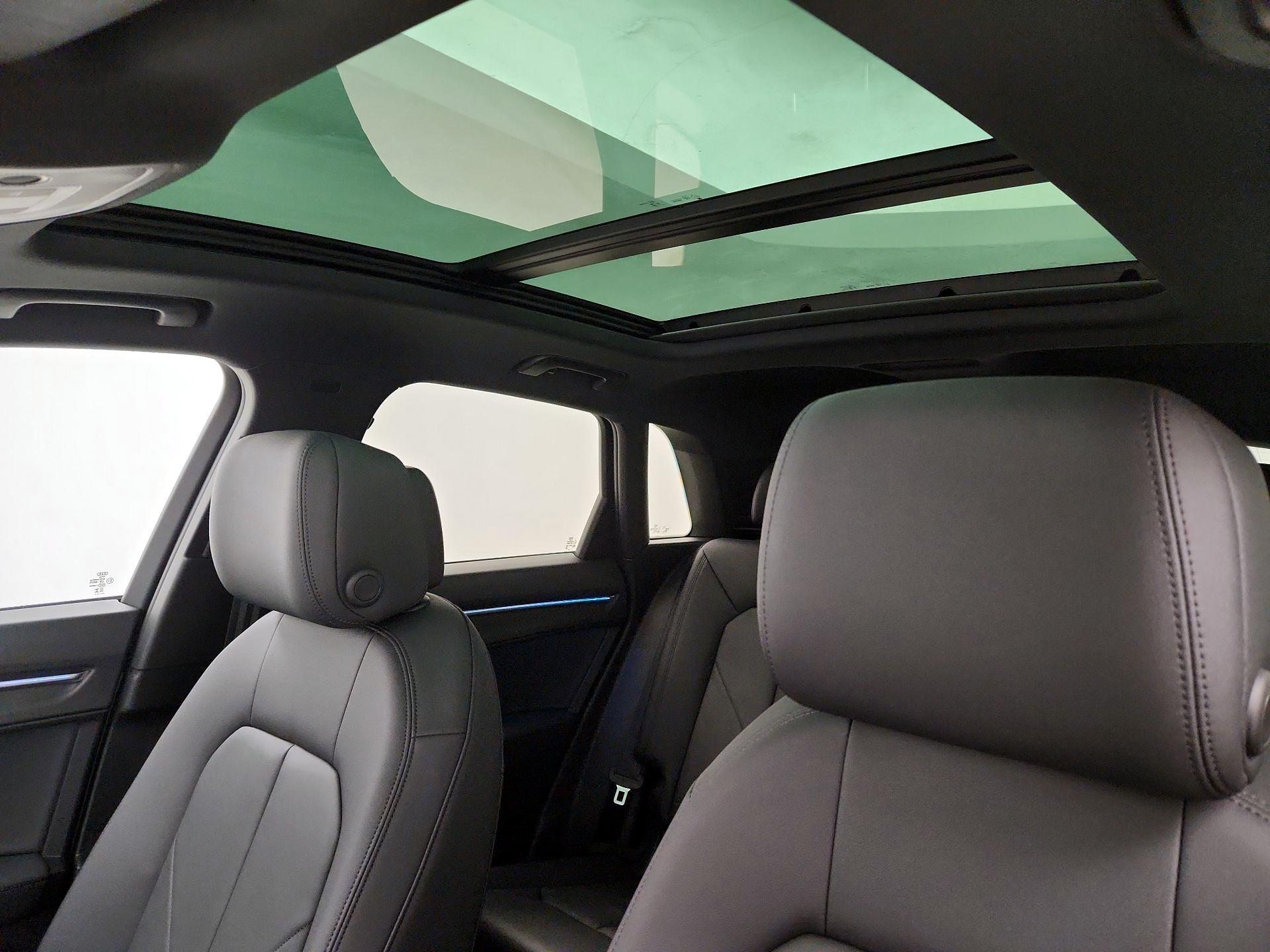 Thumbnail: 2024 Audi Q3 - 20