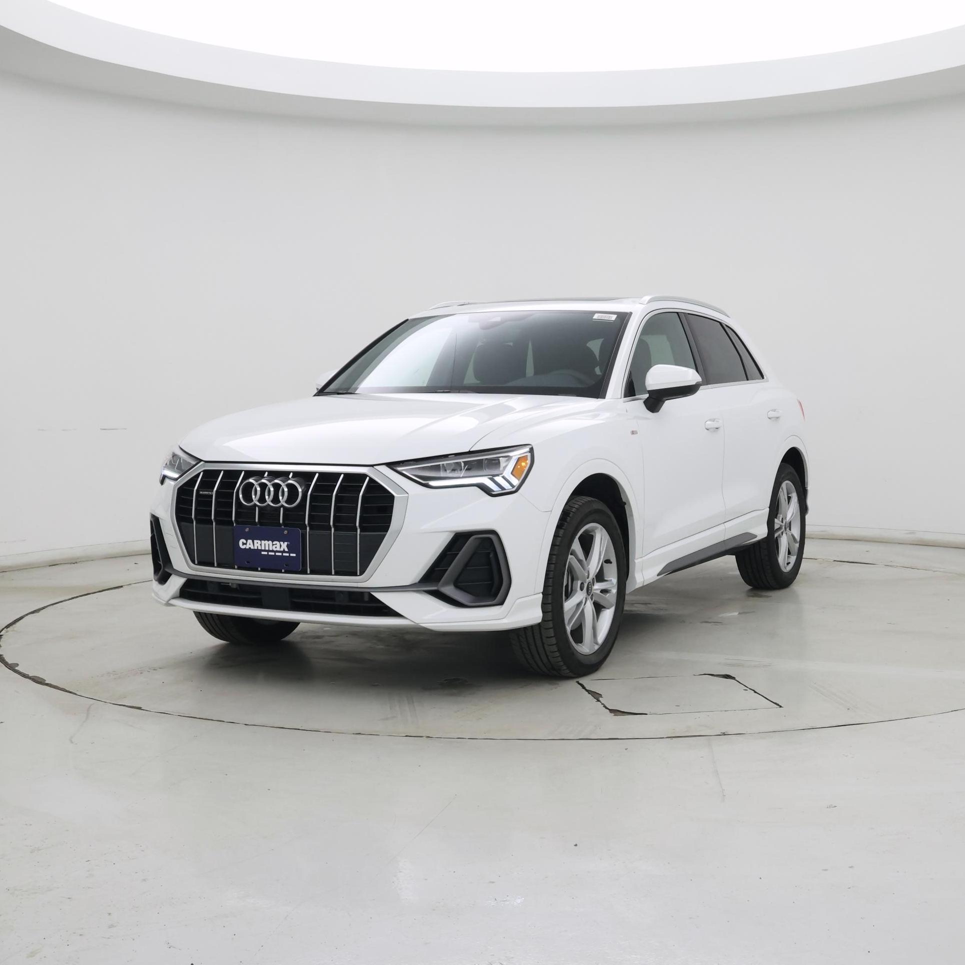 Thumbnail: 2024 Audi Q3 - 4