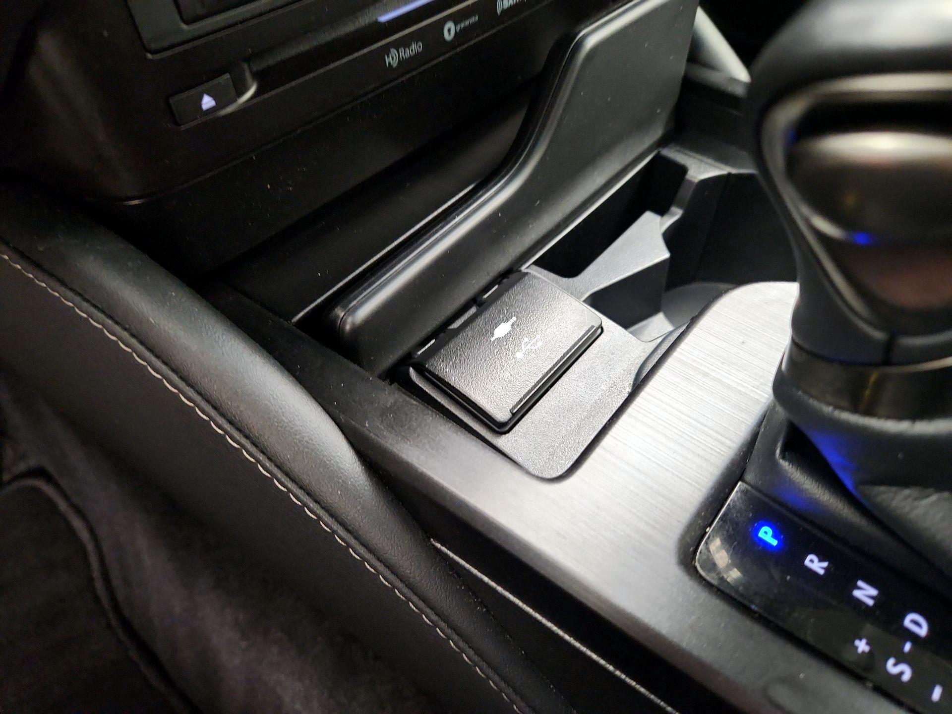 Thumbnail: 2022 Lexus ES - 19