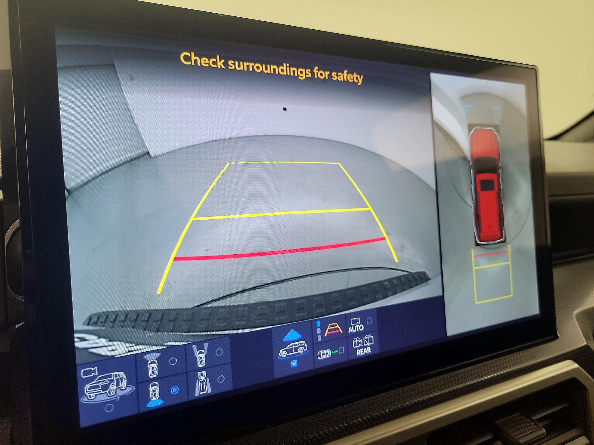 Thumbnail: 2025 Toyota 4Runner - 14