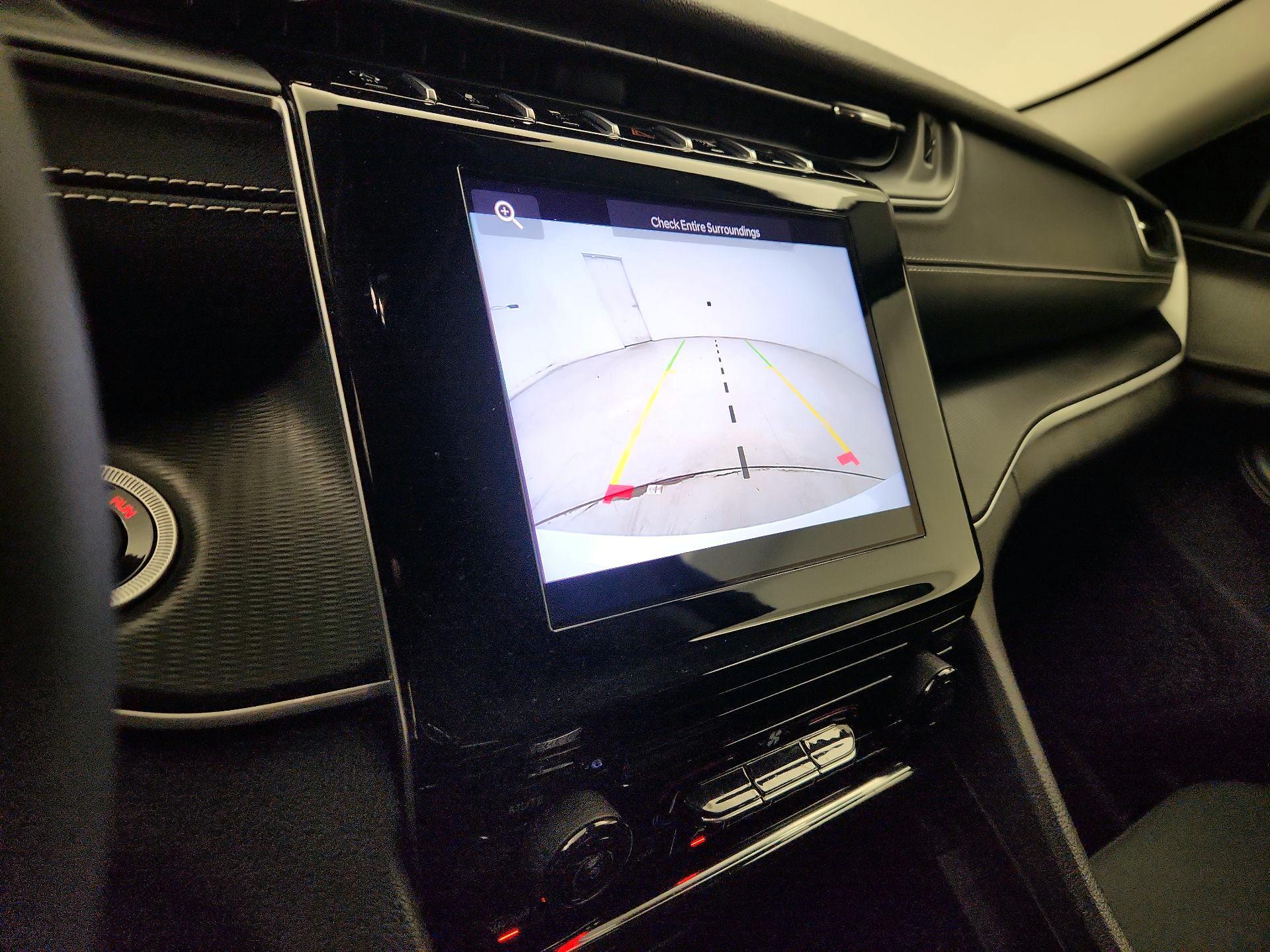 Thumbnail: 2024 Jeep Grand Cherokee - 14