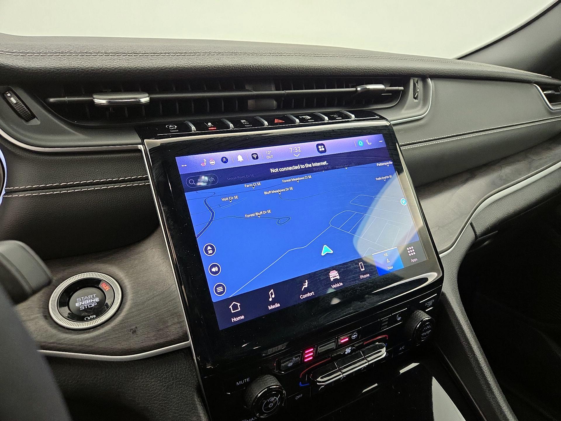 Thumbnail: 2024 Jeep Grand Cherokee - 14