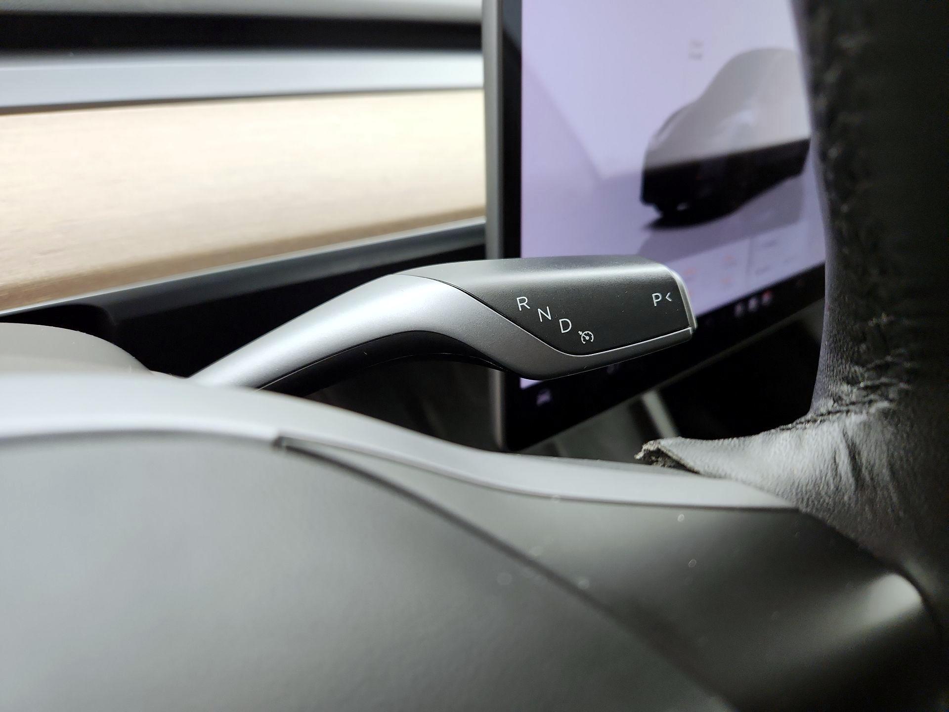 Thumbnail: 2022 Tesla Model Y - 17