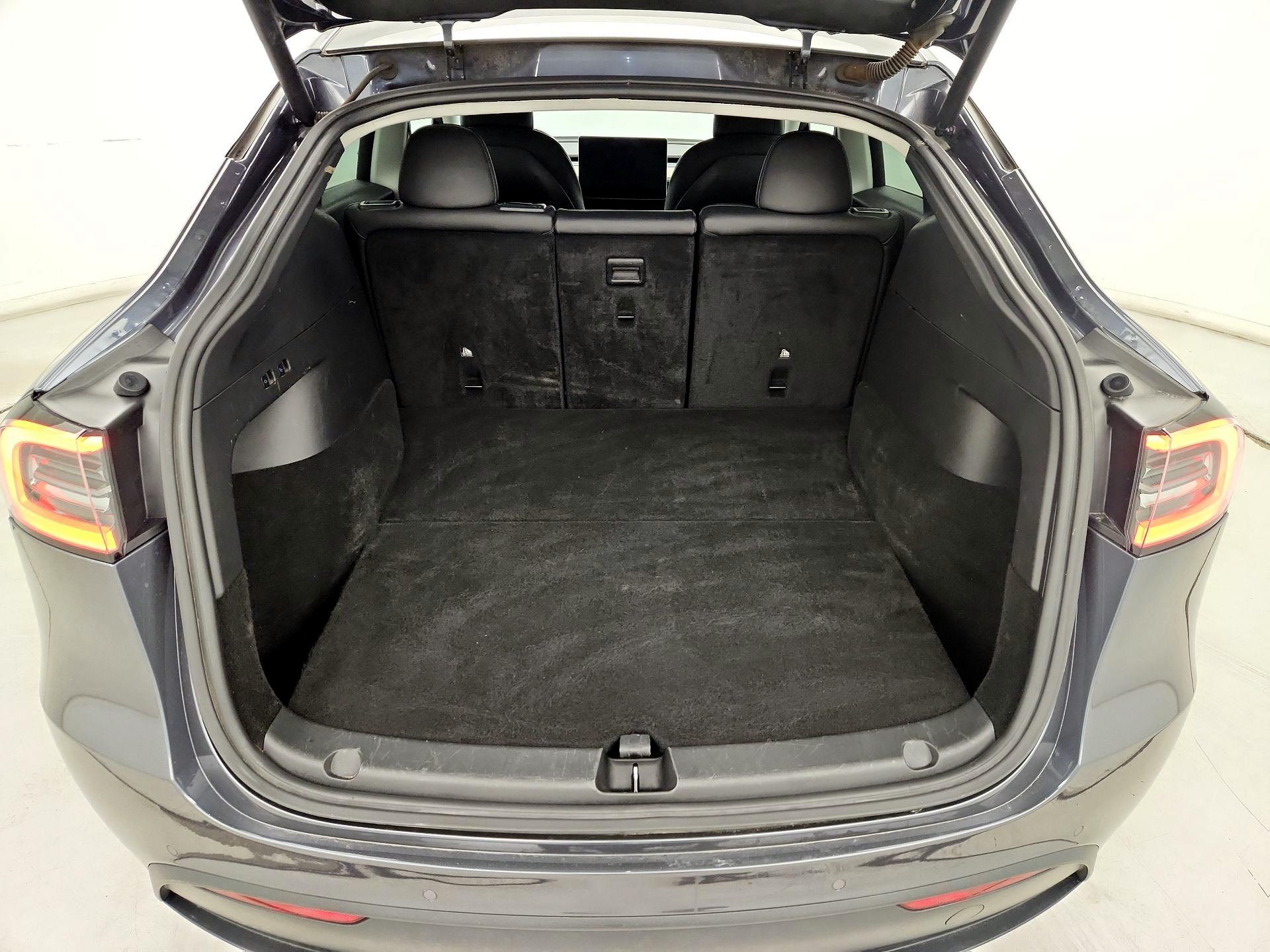 Thumbnail: 2022 Tesla Model Y - 20