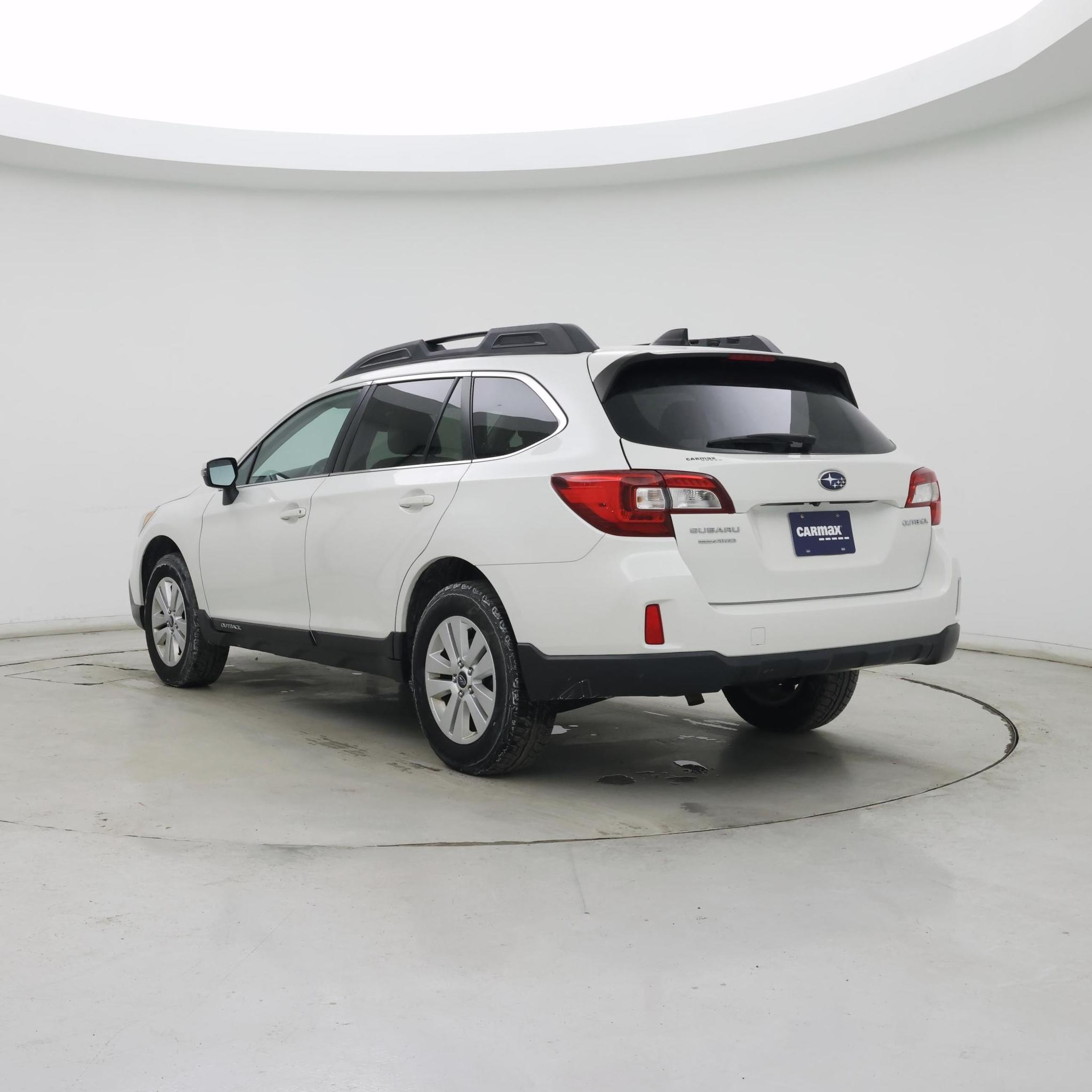 Thumbnail: 2016 Subaru Outback - 2
