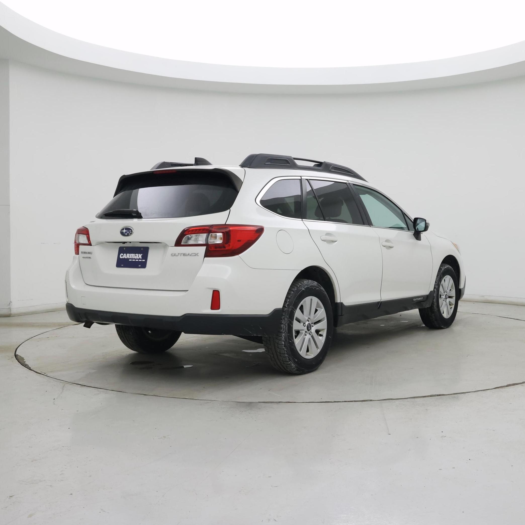 Thumbnail: 2016 Subaru Outback - 8