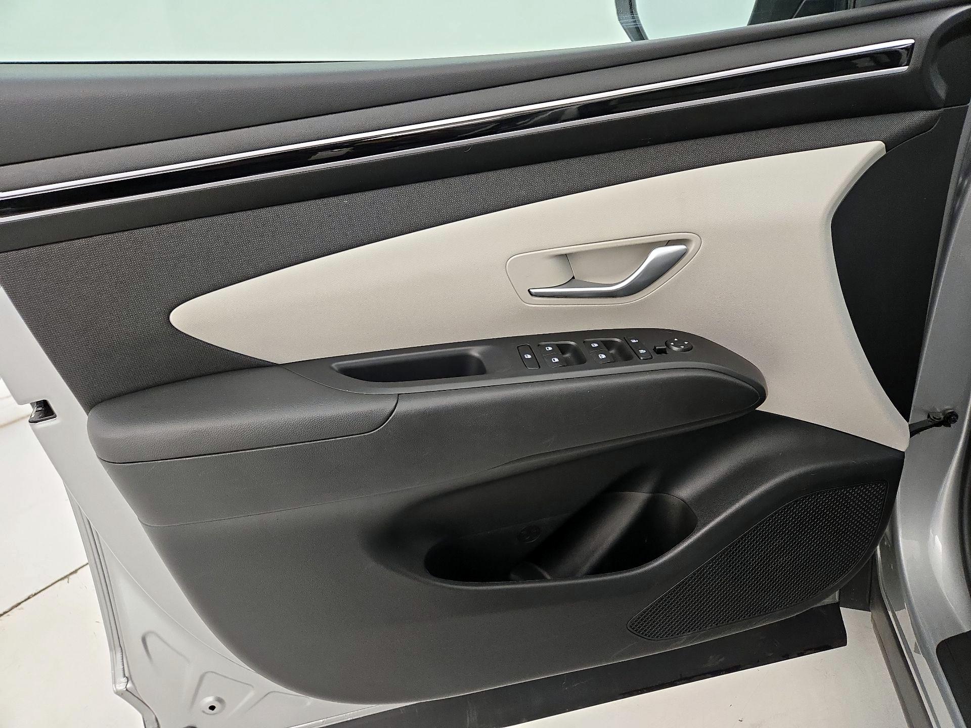 Thumbnail: 2023 Hyundai Tucson - 12