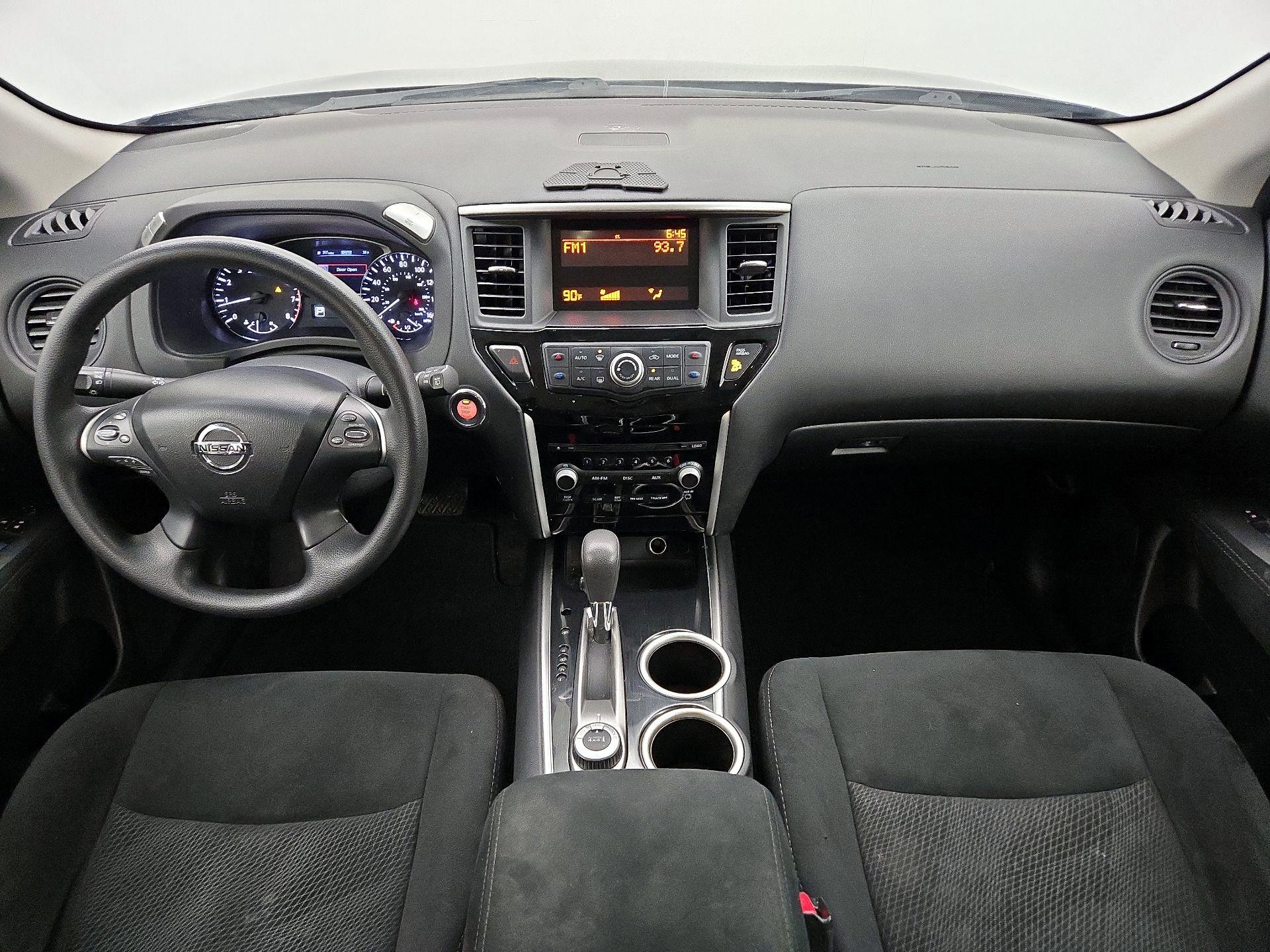 Thumbnail: 2014 Nissan Pathfinder - 9