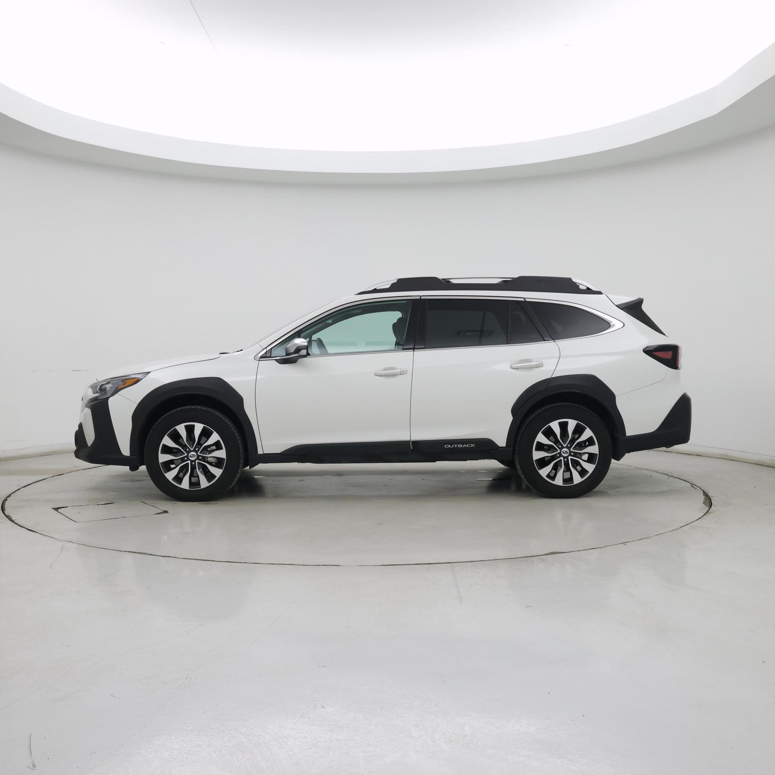 Thumbnail: 2025 Subaru Outback - 3