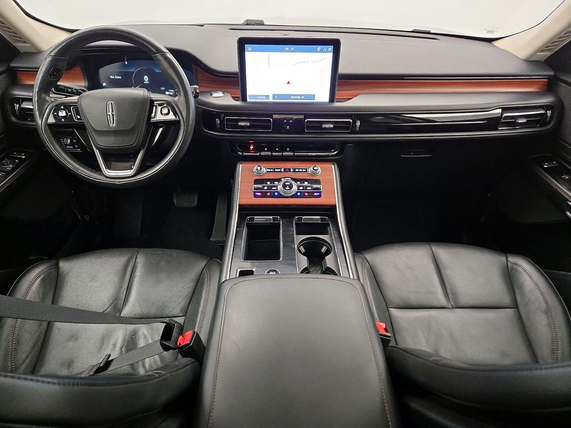 Thumbnail: 2023 Lincoln Aviator - 9