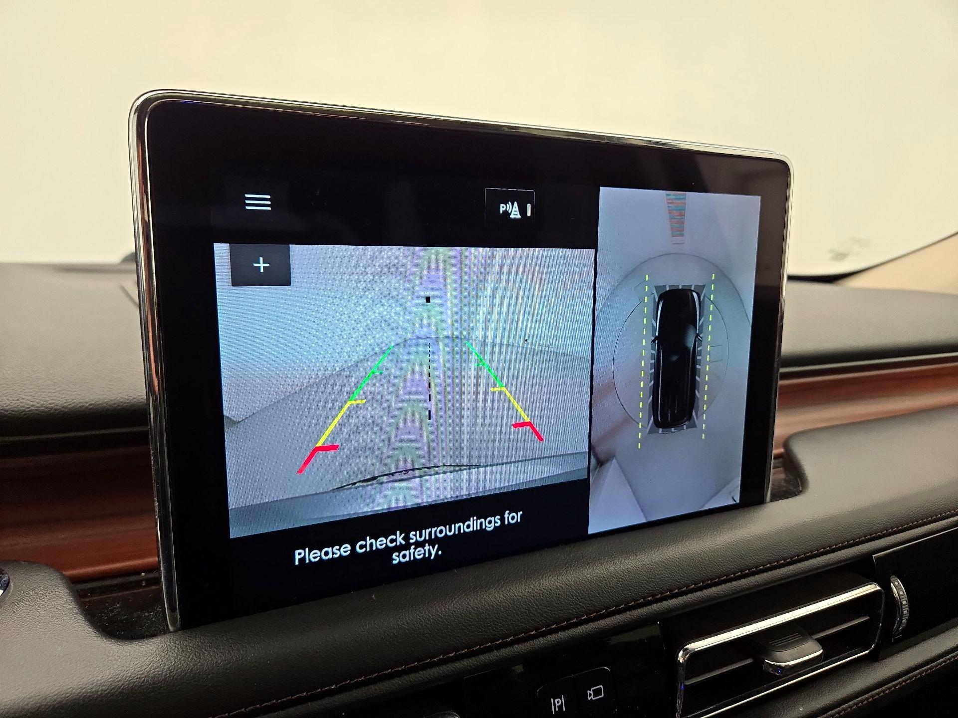 Thumbnail: 2023 Lincoln Aviator - 15