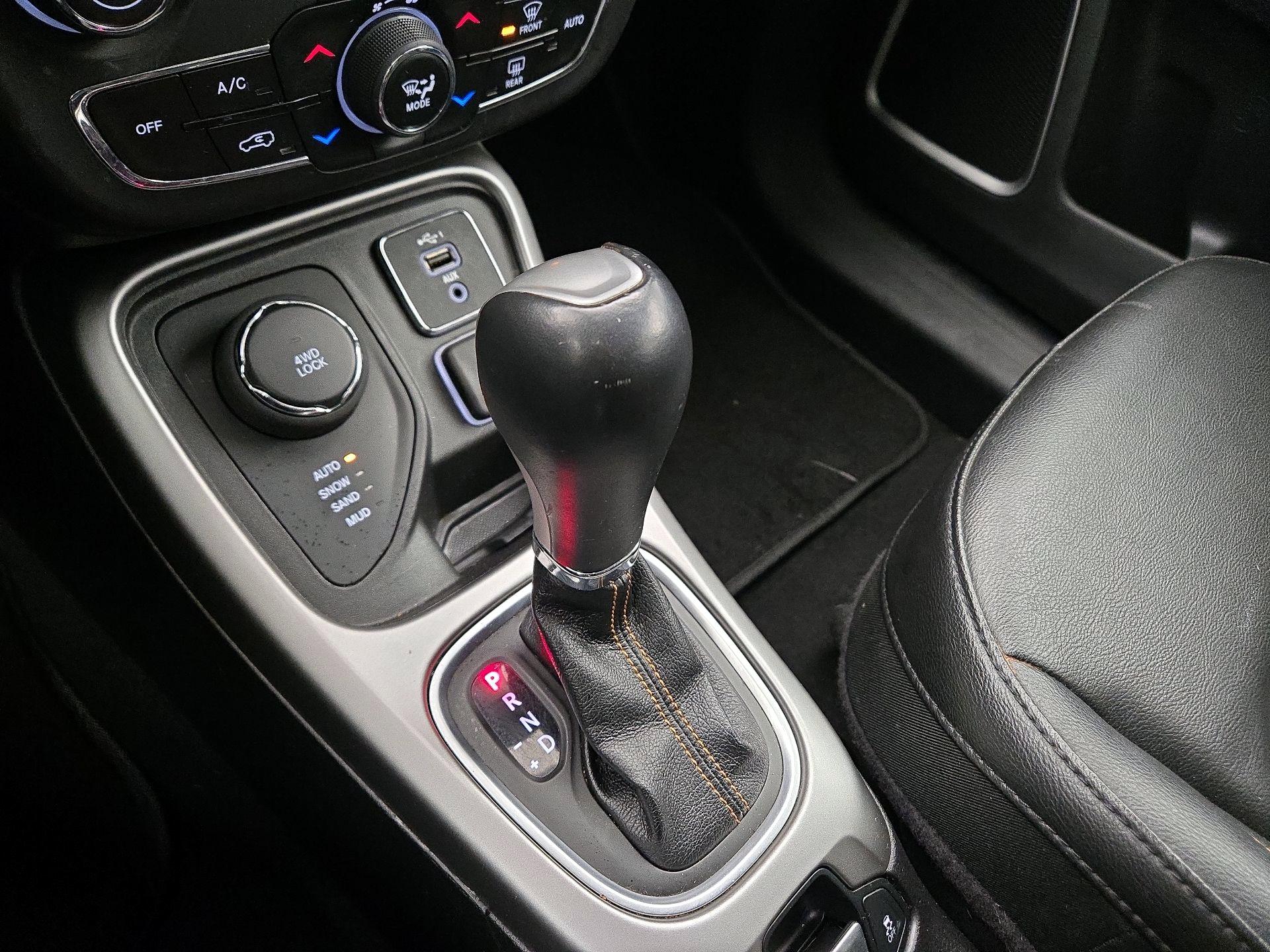 Thumbnail: 2020 Jeep Compass - 17