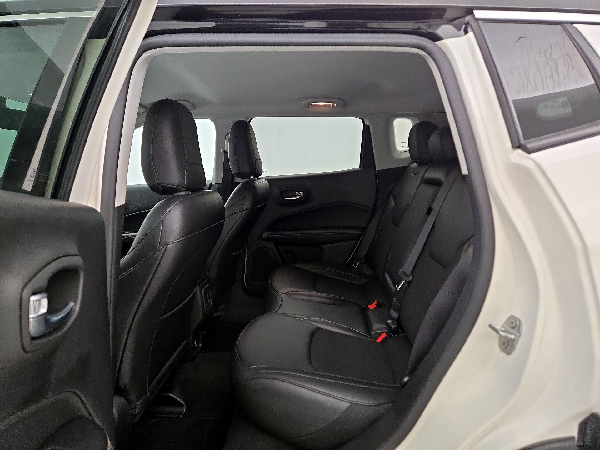 Thumbnail: 2020 Jeep Compass - 19