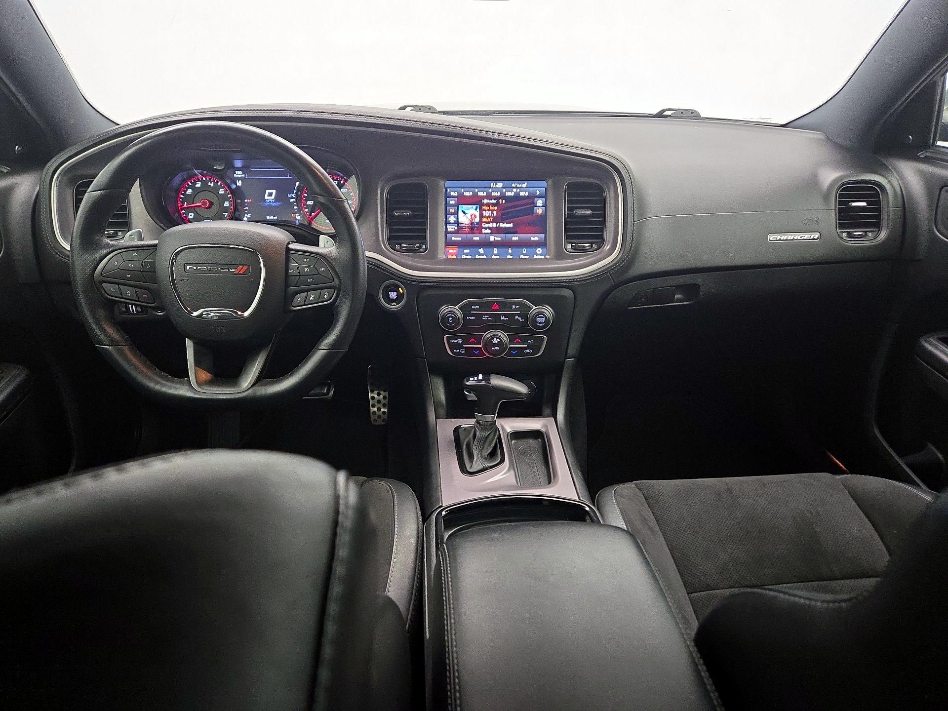 Thumbnail: 2022 Dodge Charger - 9