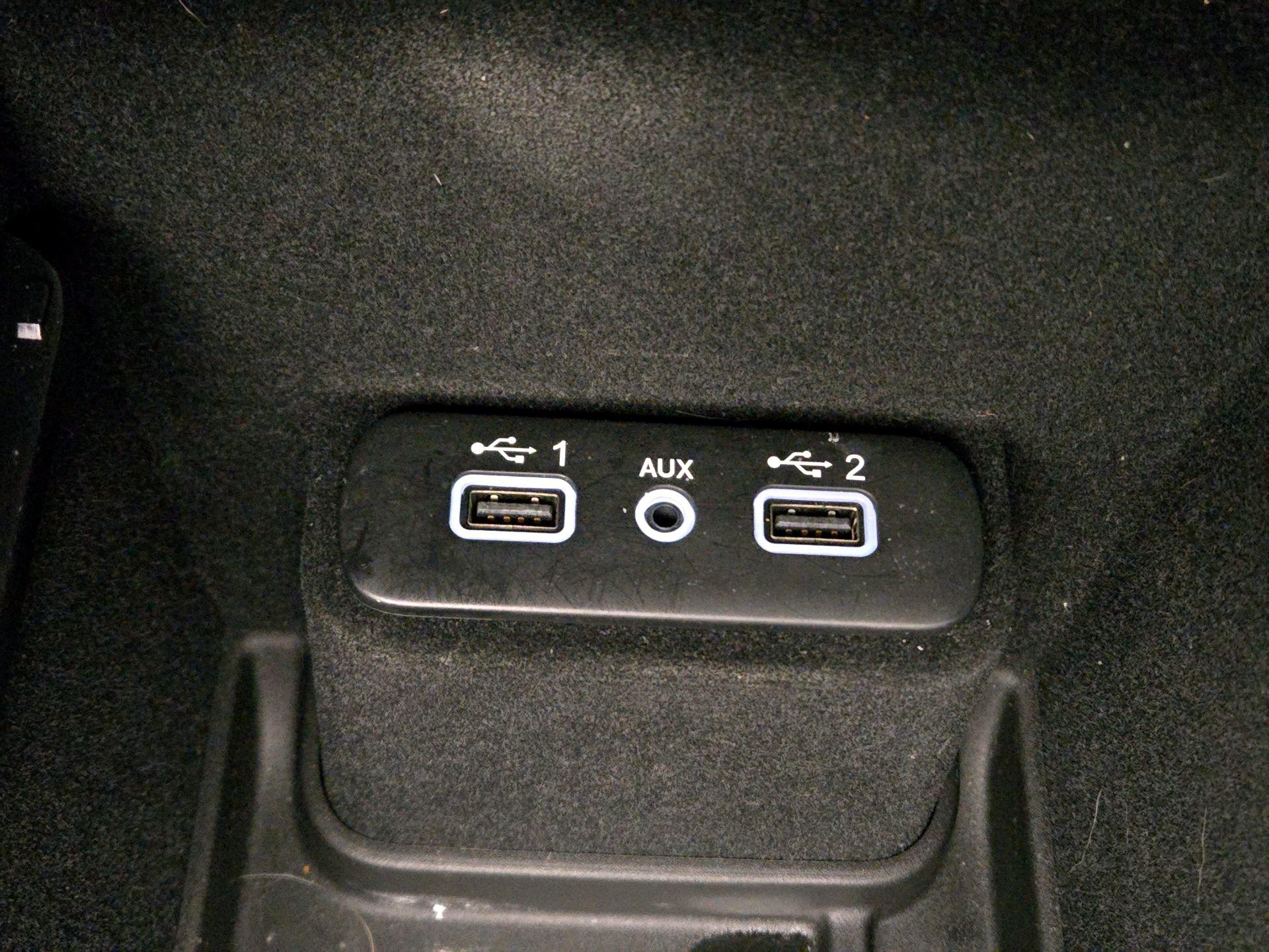 Thumbnail: 2022 Dodge Charger - 18