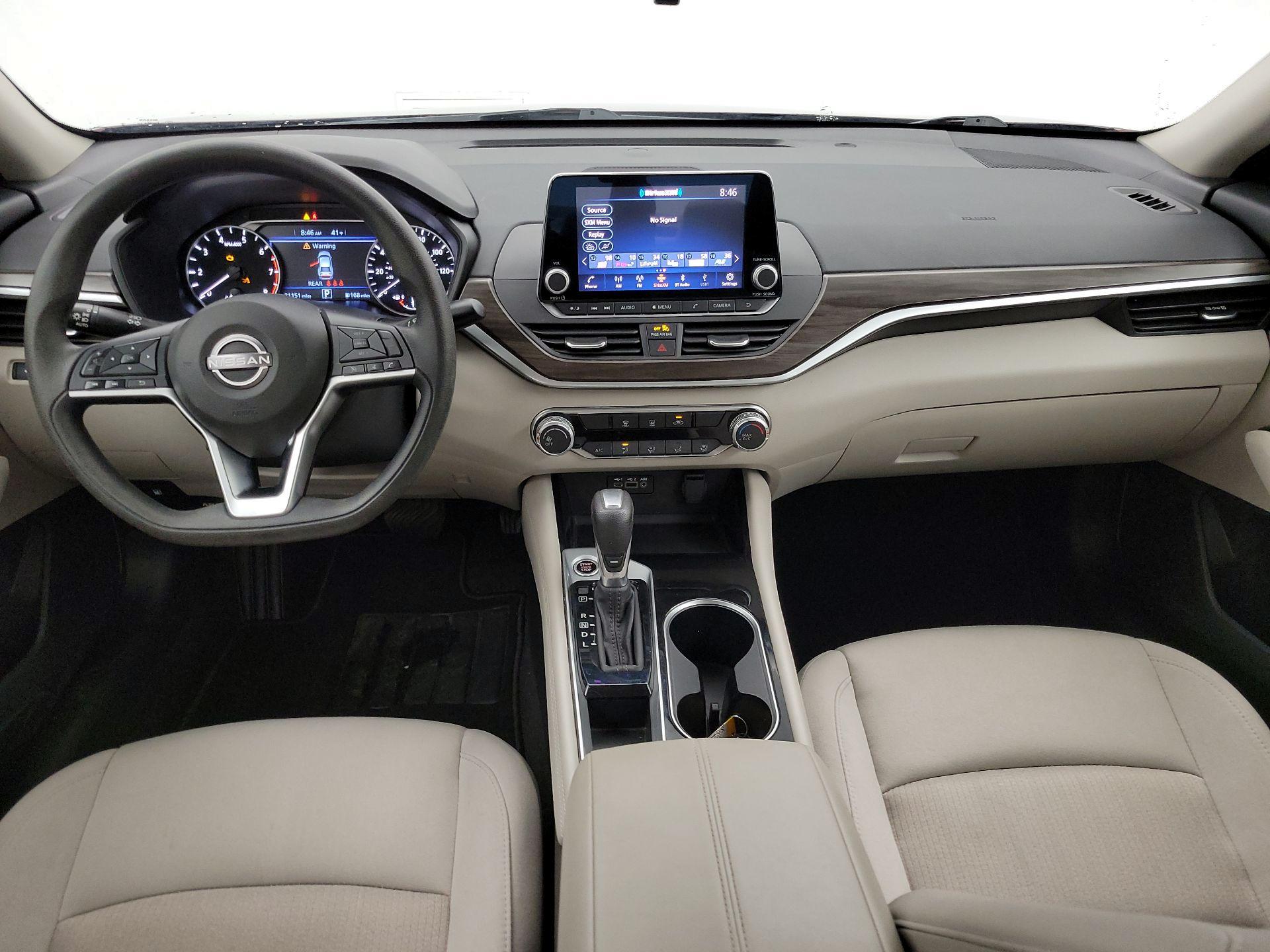 Thumbnail: 2023 Nissan Altima - 9