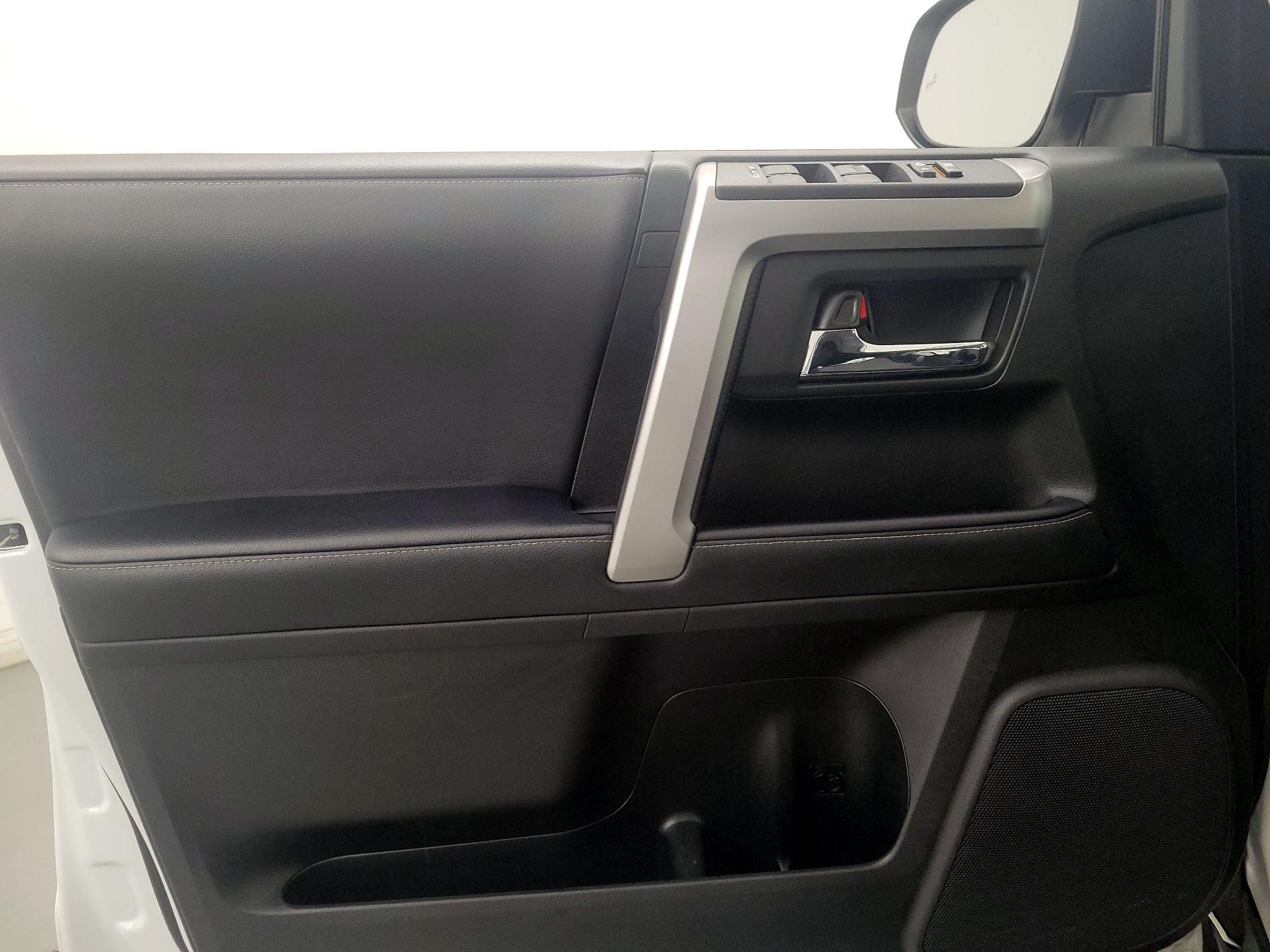 Thumbnail: 2024 Toyota 4Runner - 12