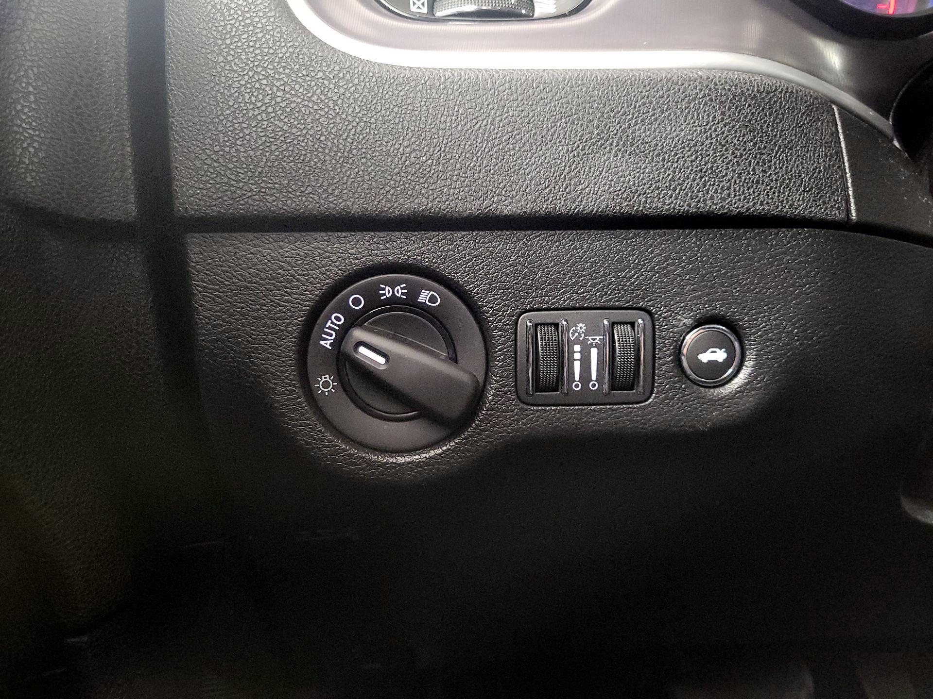 Thumbnail: 2022 Dodge Charger - 13